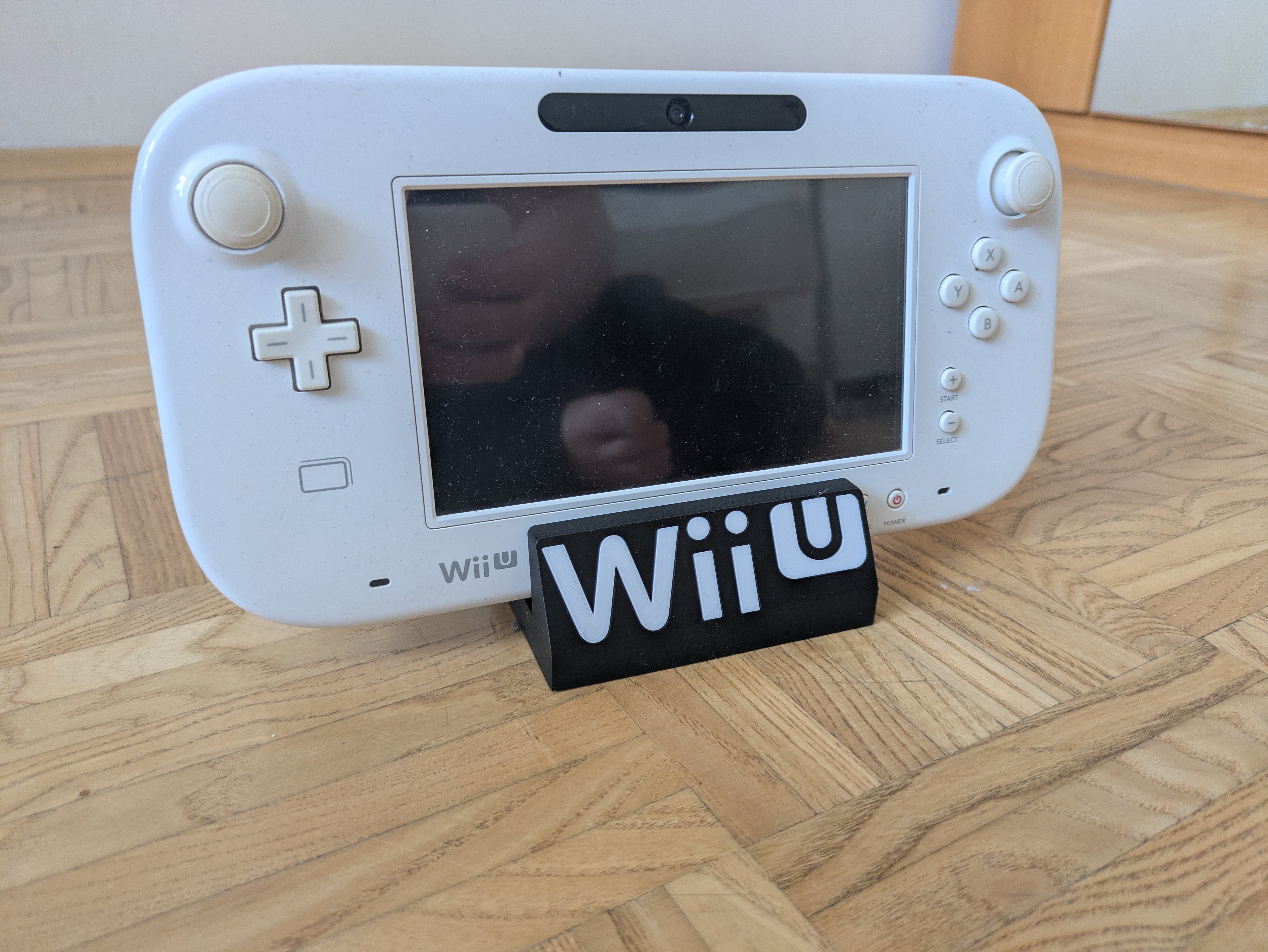 Nintendo Wii U tablet stand / charging dock