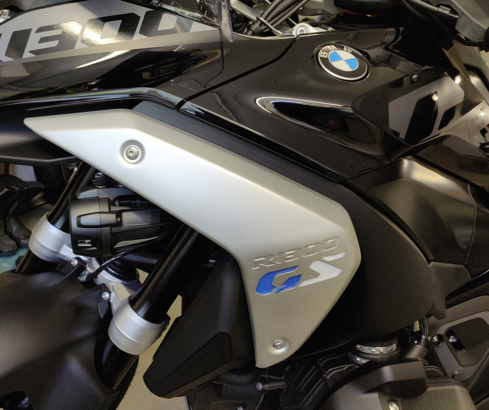 BMW R1300GS (colored) backed GS lettering at the side covers