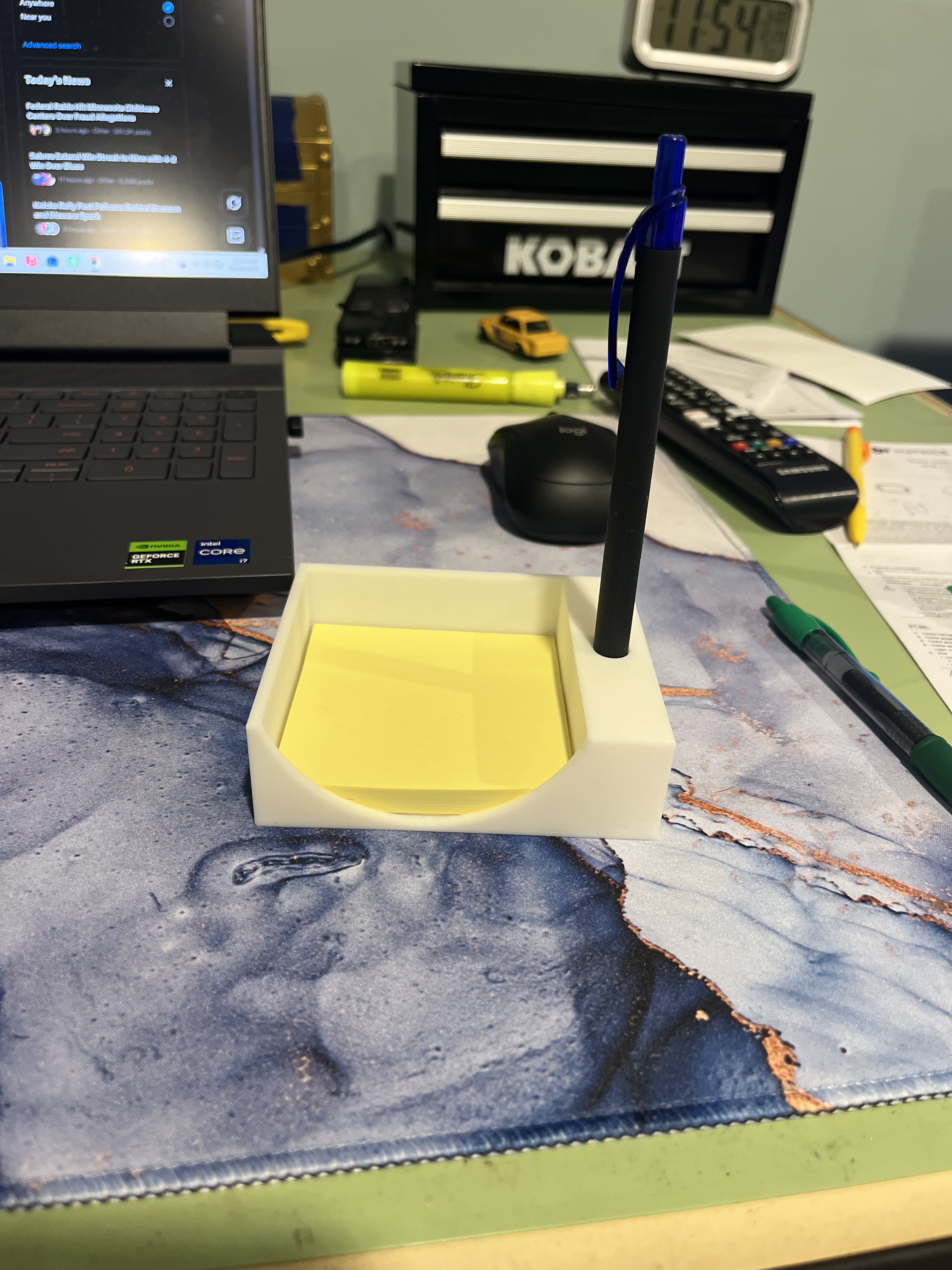 Minimal Desk Dock – Post-it & Pen Holder