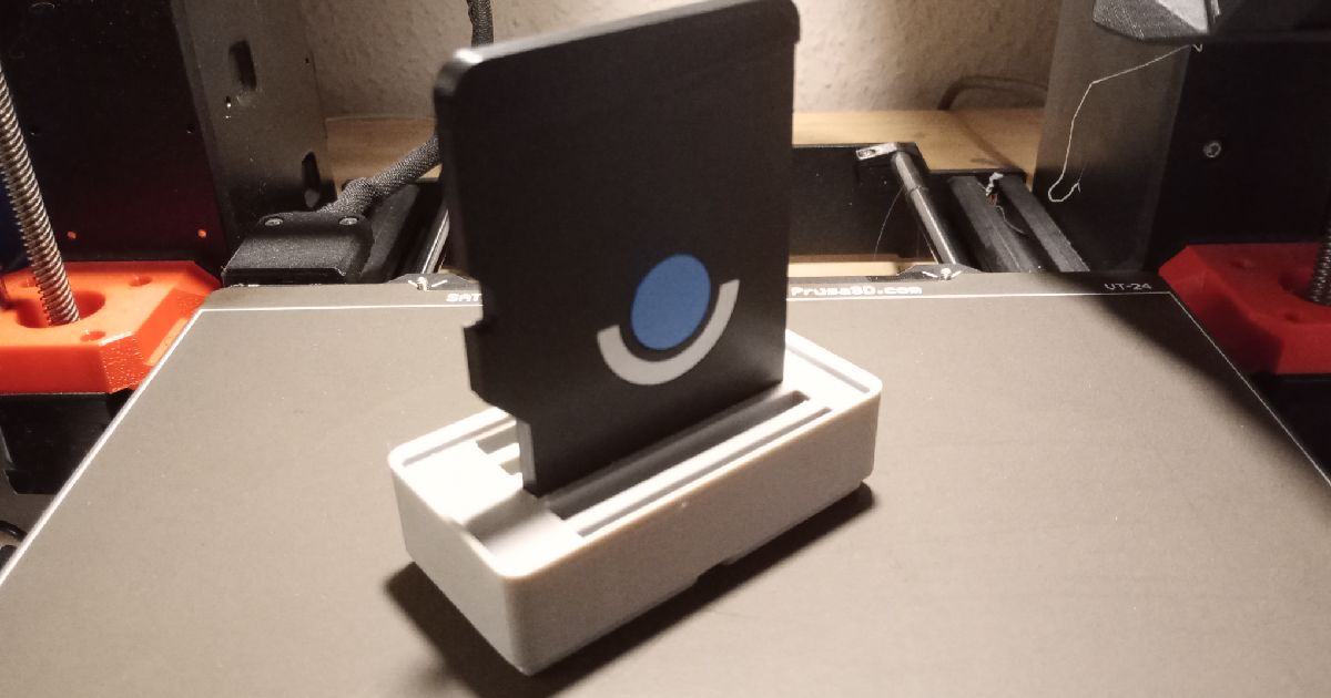 A Gridfinity storage block to store your big microSD Cards by DustinTRC | Download free STL model | Printables.com - 3D model önizlemesi