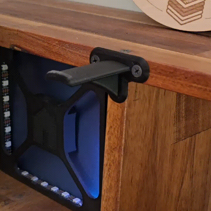 simple design headphone stand