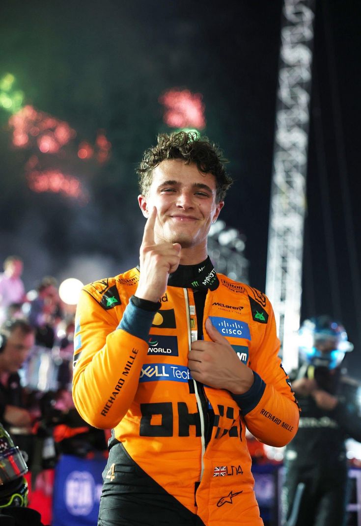 Miniatura 6 do modelo 3D Lando Norris - Funko POP