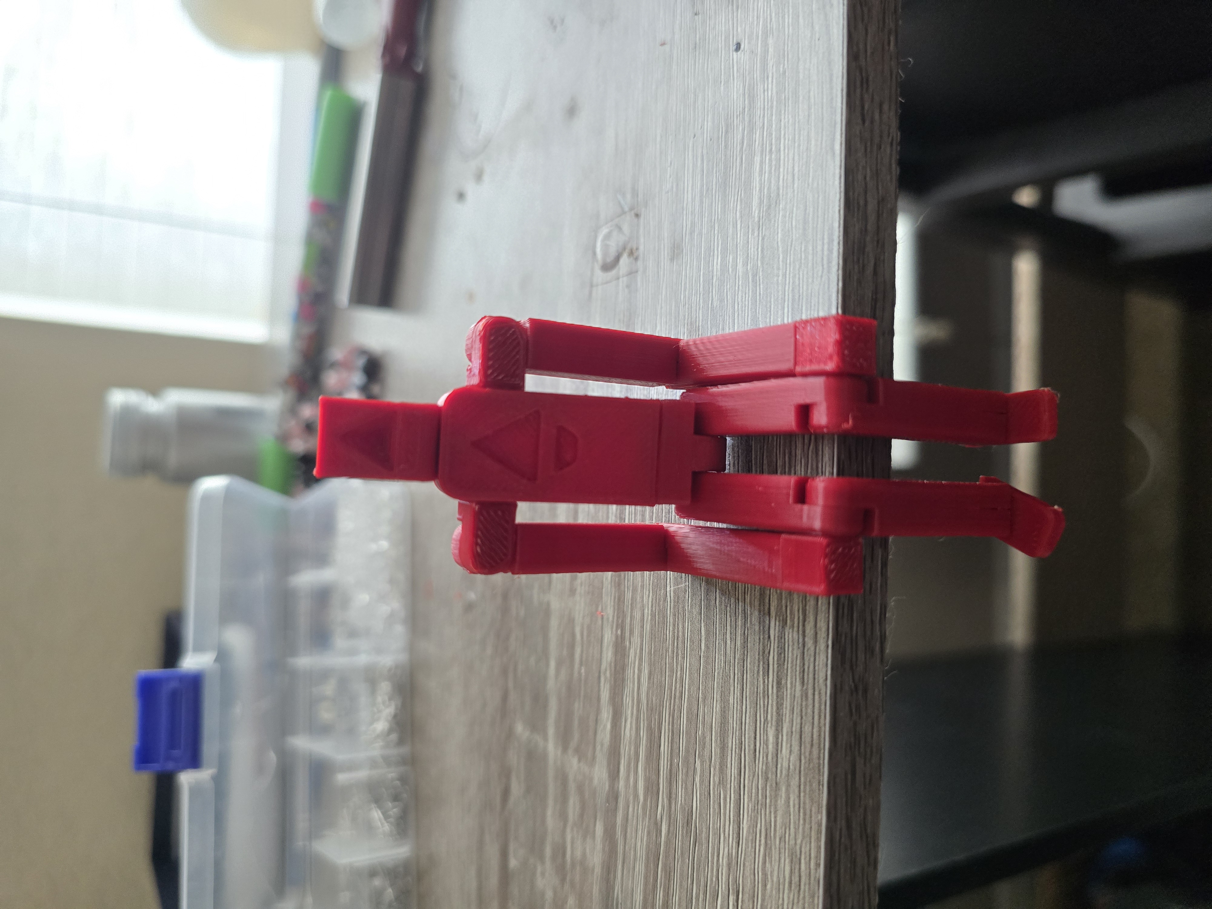 Magbot: Printable Magnetic Figure (5x2)