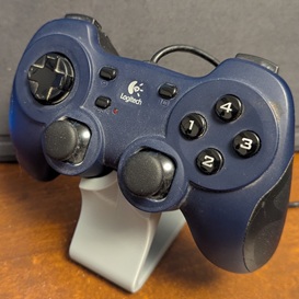 Miniatura 2 do modelo 3D Logitech Dual Action Controller Stand