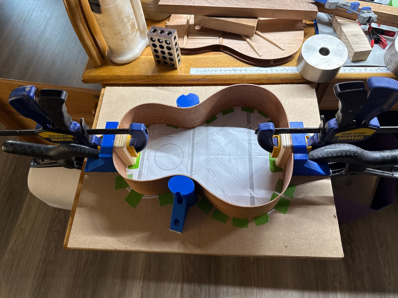 Ukulele kit gluing brackets