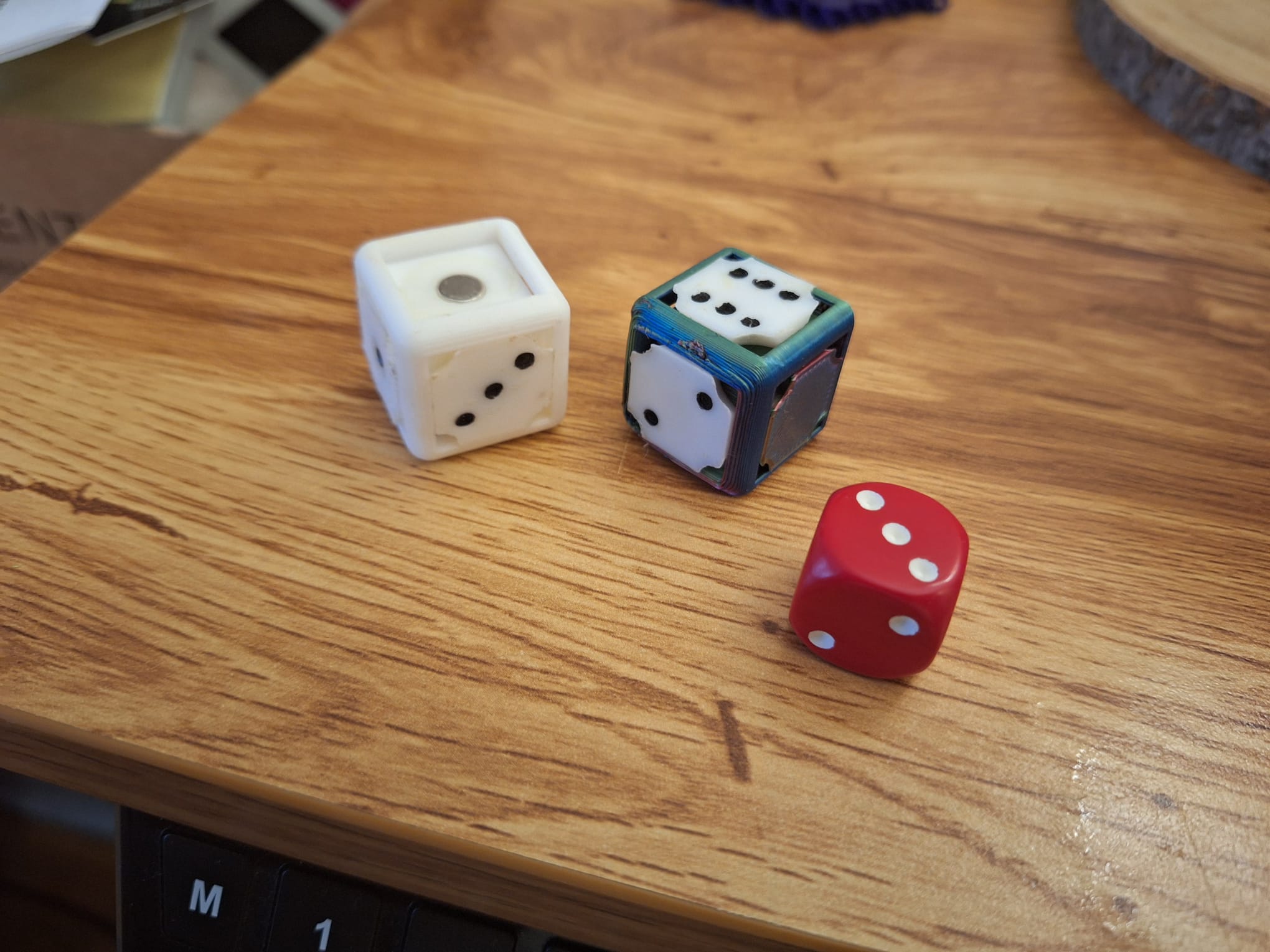 MagneDice (d6) - Magnetized customizable dice
