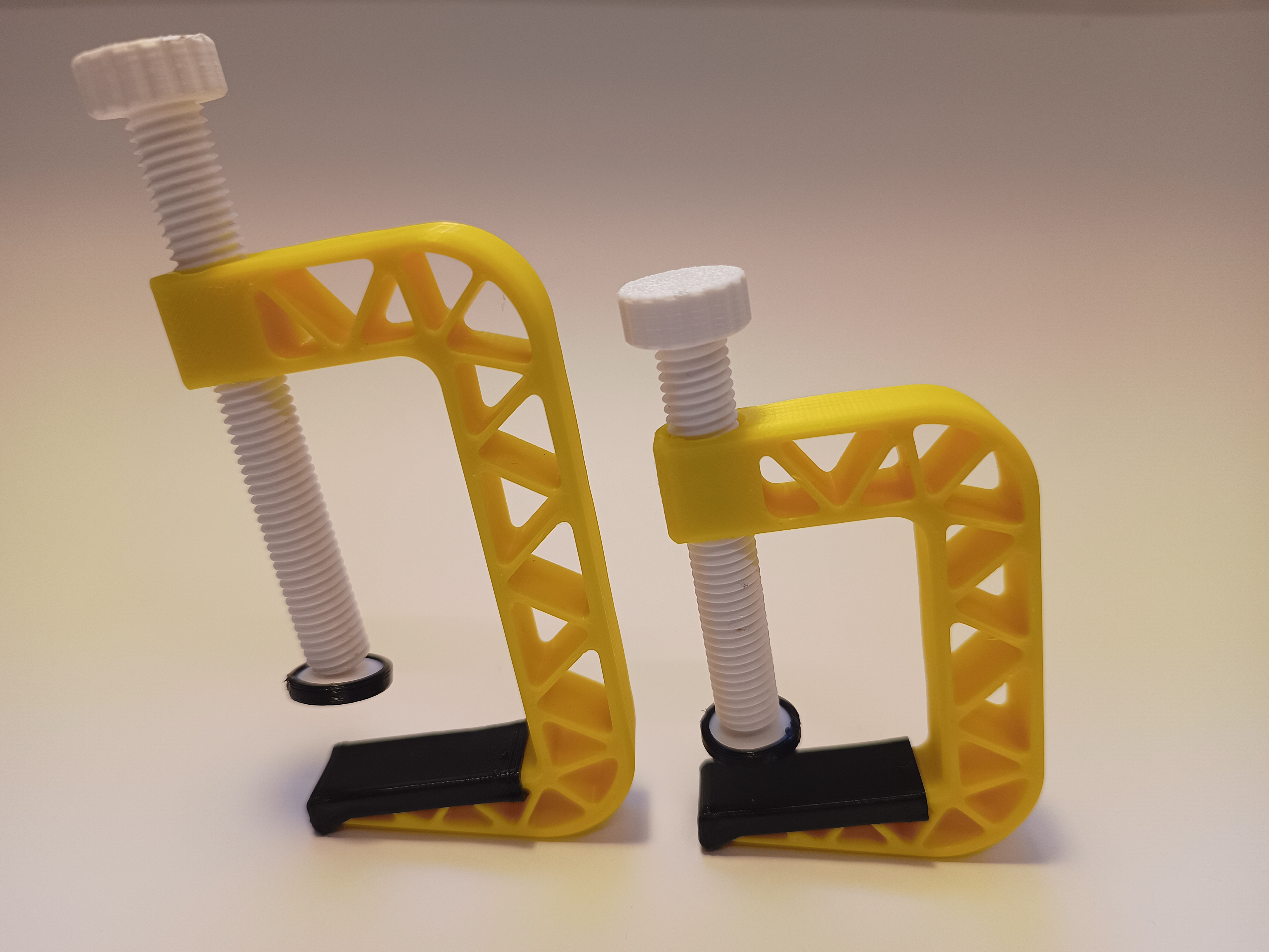Light C-Clamp