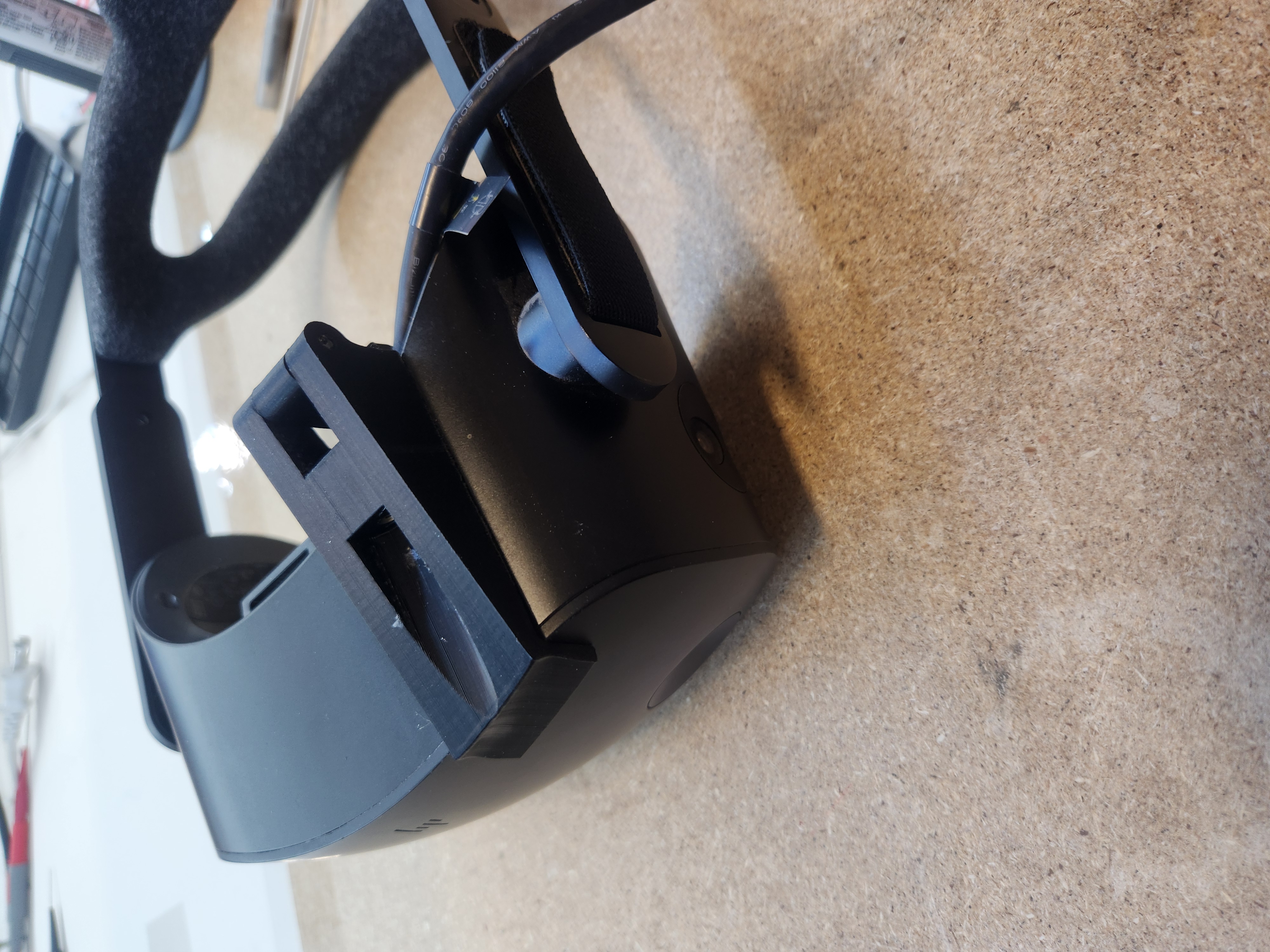 Reverb G2 Cable Clamp