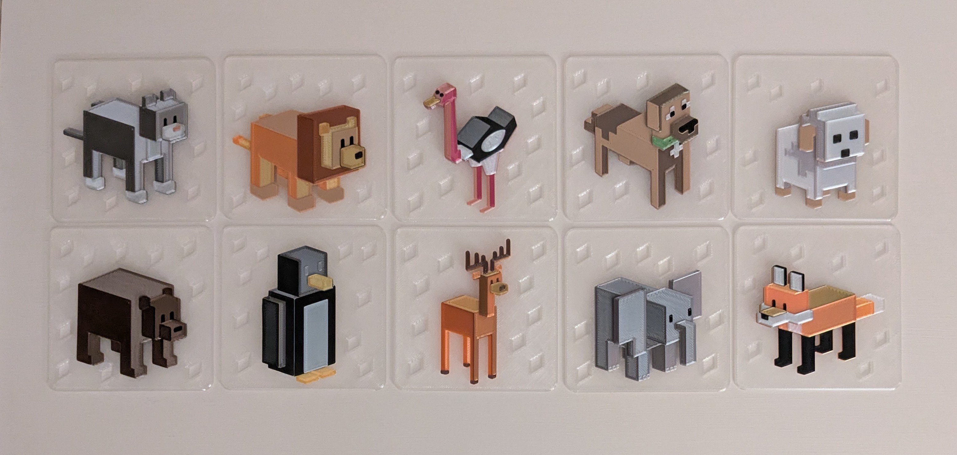 Nightlight screens with Minecraft animals