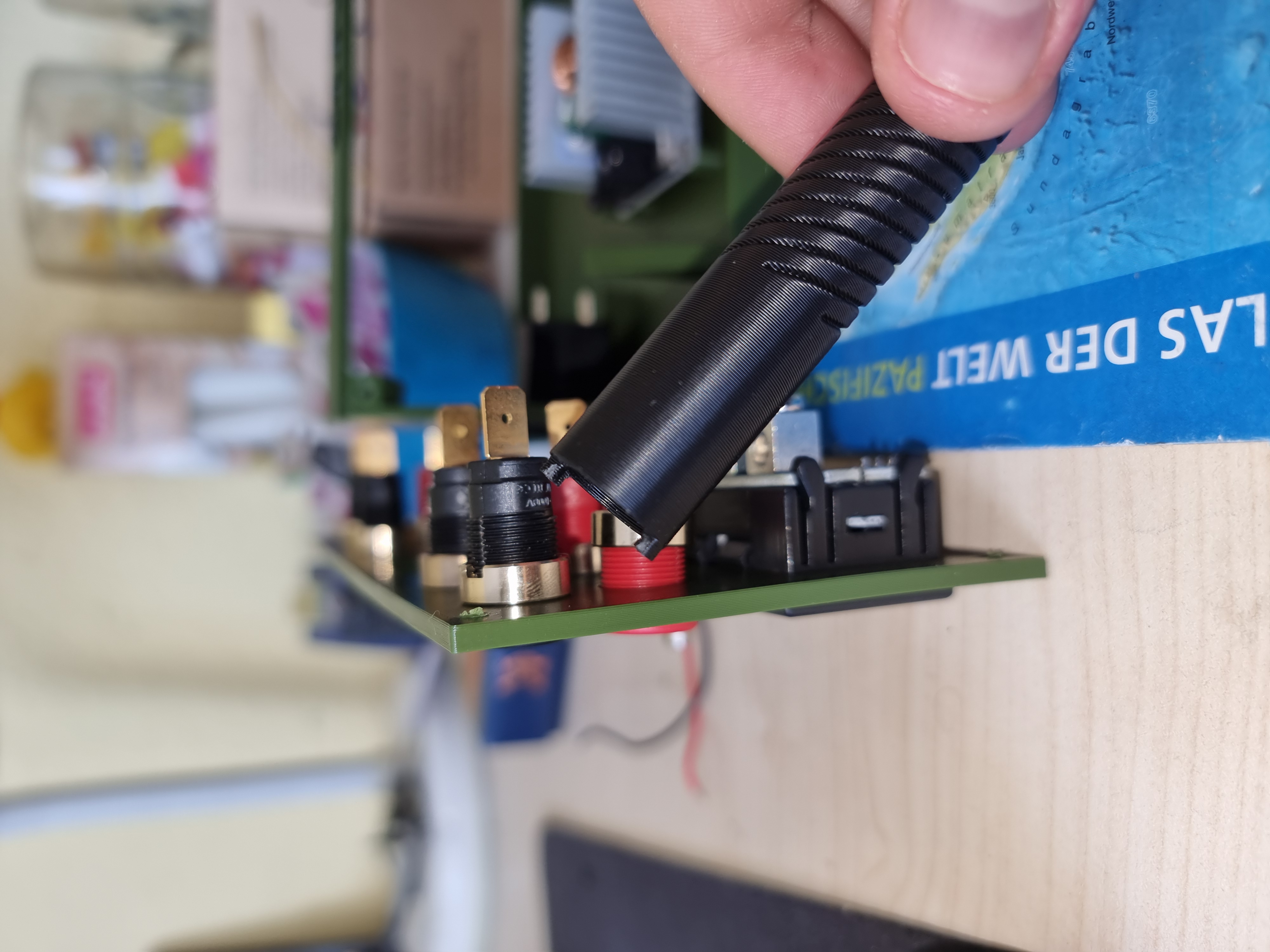 Miniatura 3 do modelo 3D banana jack/socket mount tool