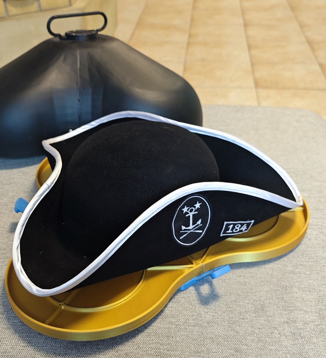 Travel Hat Box - Hermandad de la Costa (Heavy-Duty Hat Case)