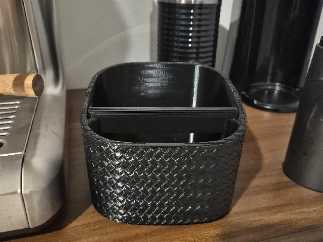Coffee knock box basket