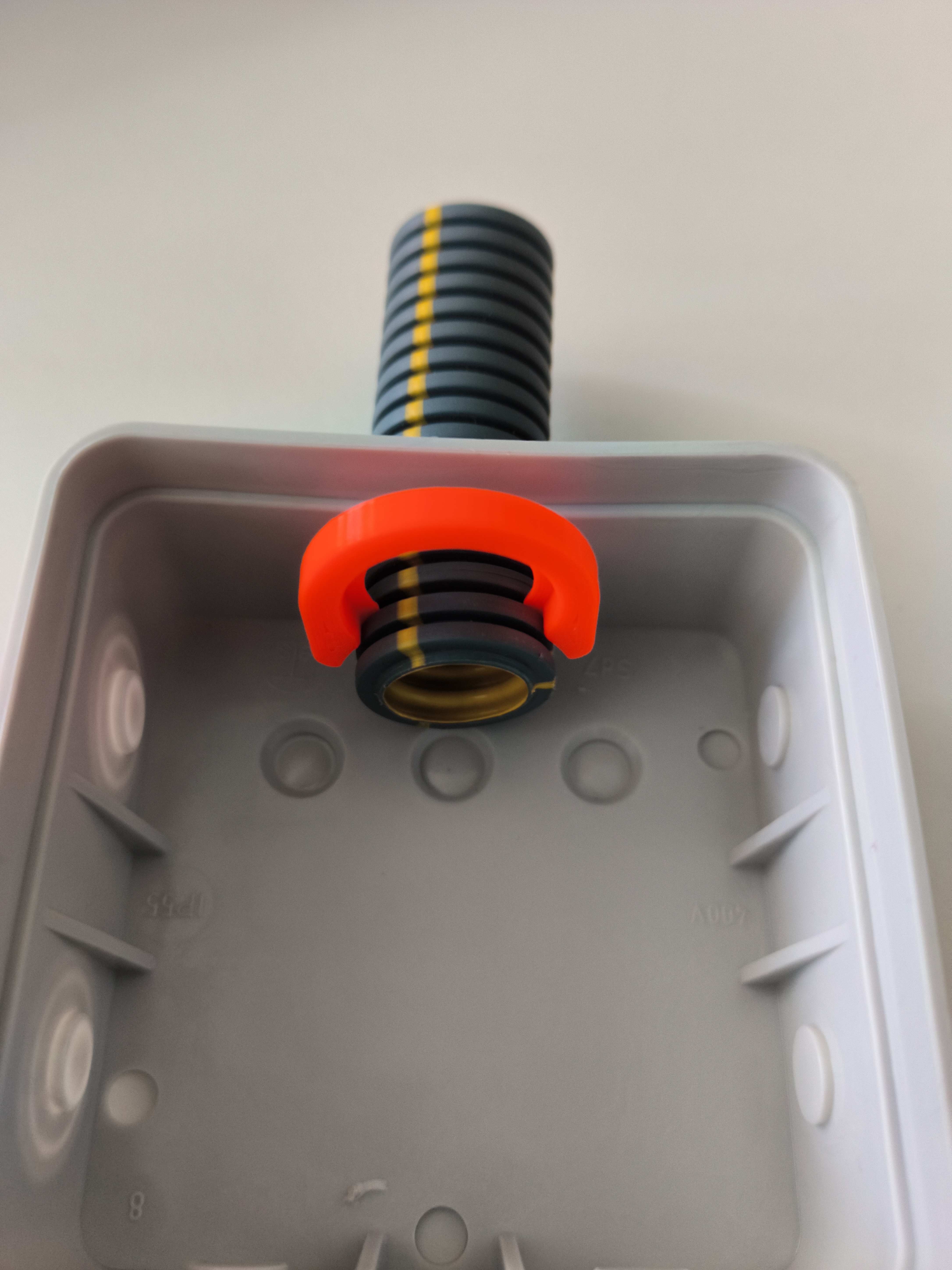 Corrugated conduit Clip