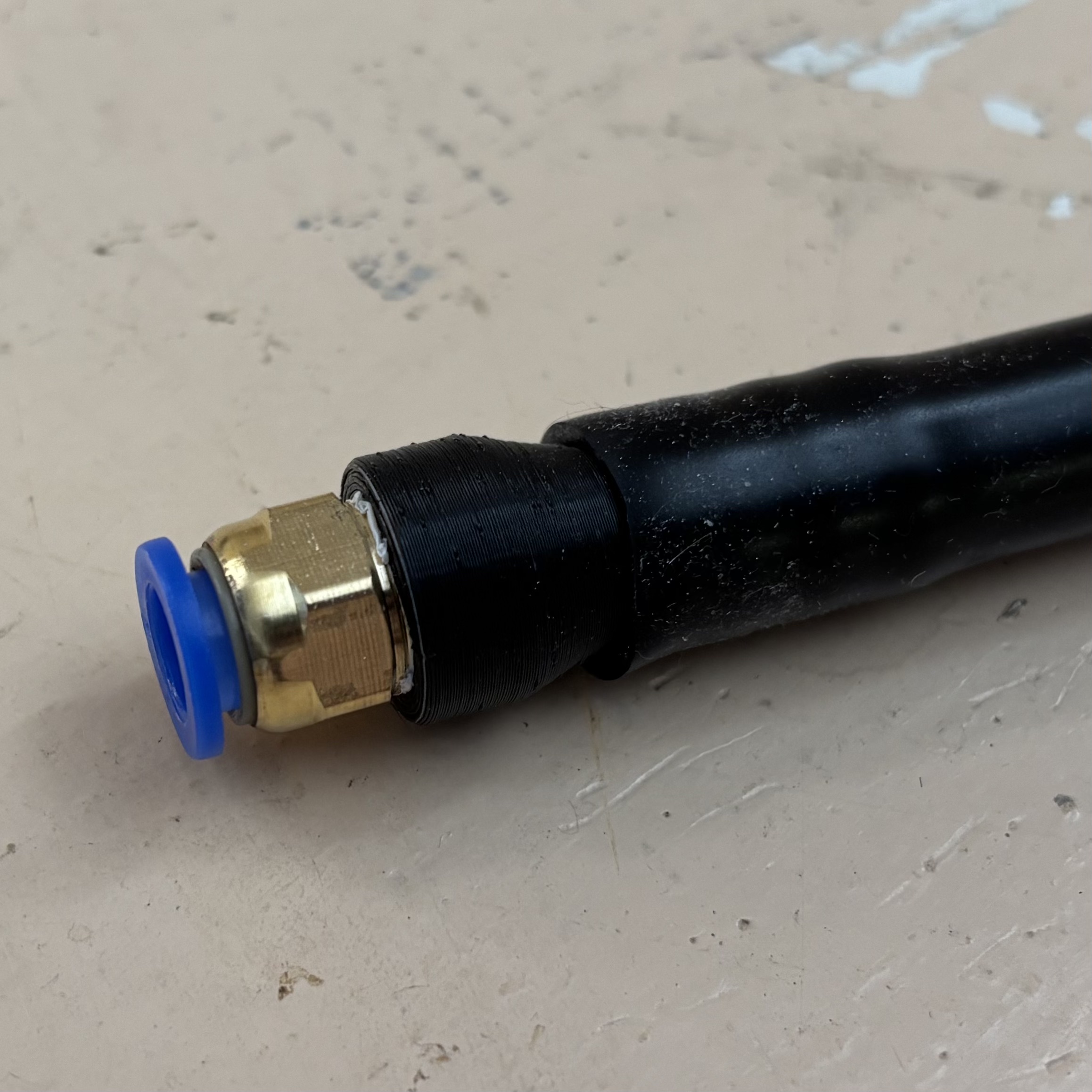 10mm or ⅜" hose barb to ¼" PT JIS / BSPT thread adaptor.