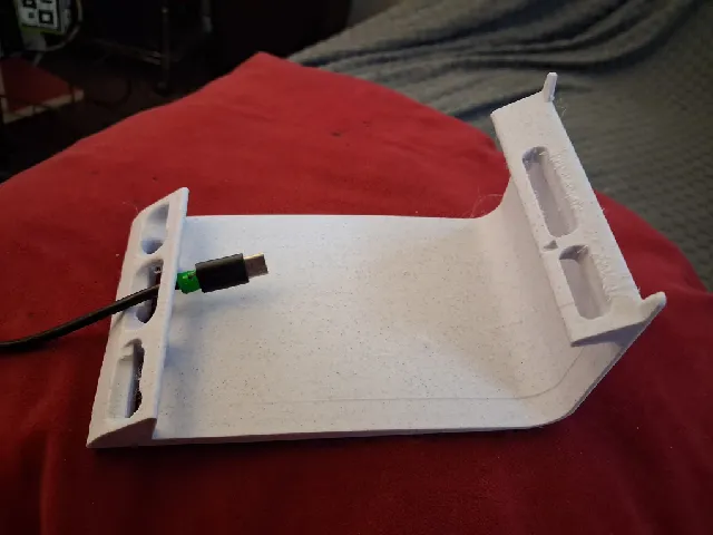 Cat phone stand