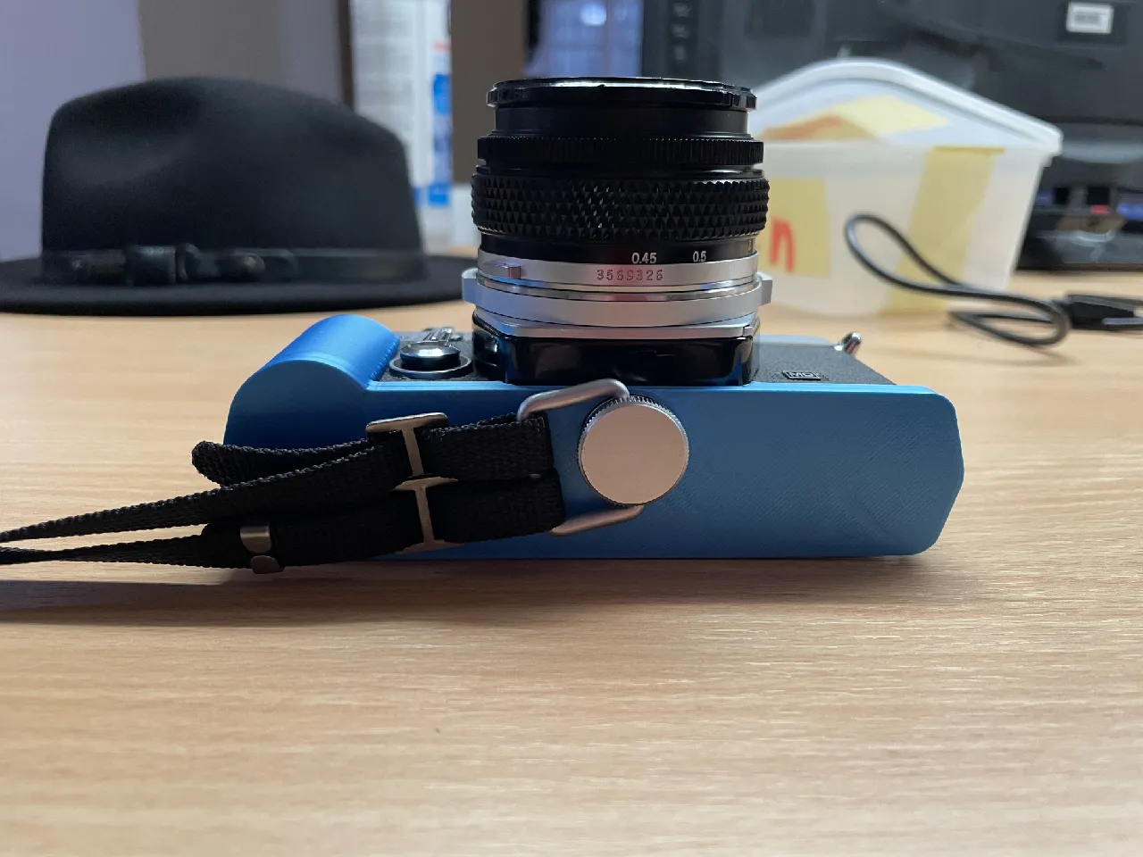 Olympus OM 2/2n Grip by JKB | Download free STL model | Printables.com