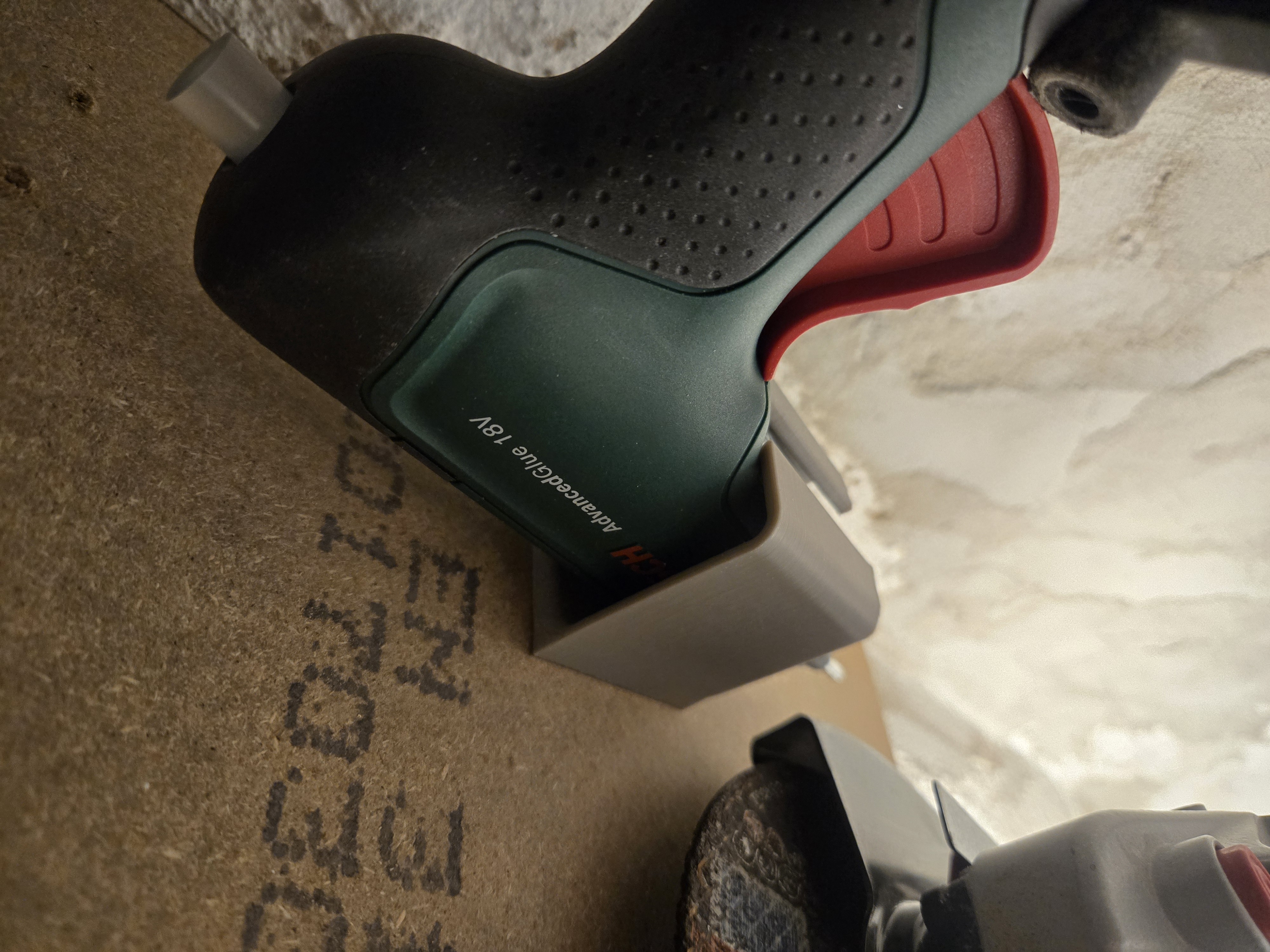 Bosch AdvancedGlue 18V