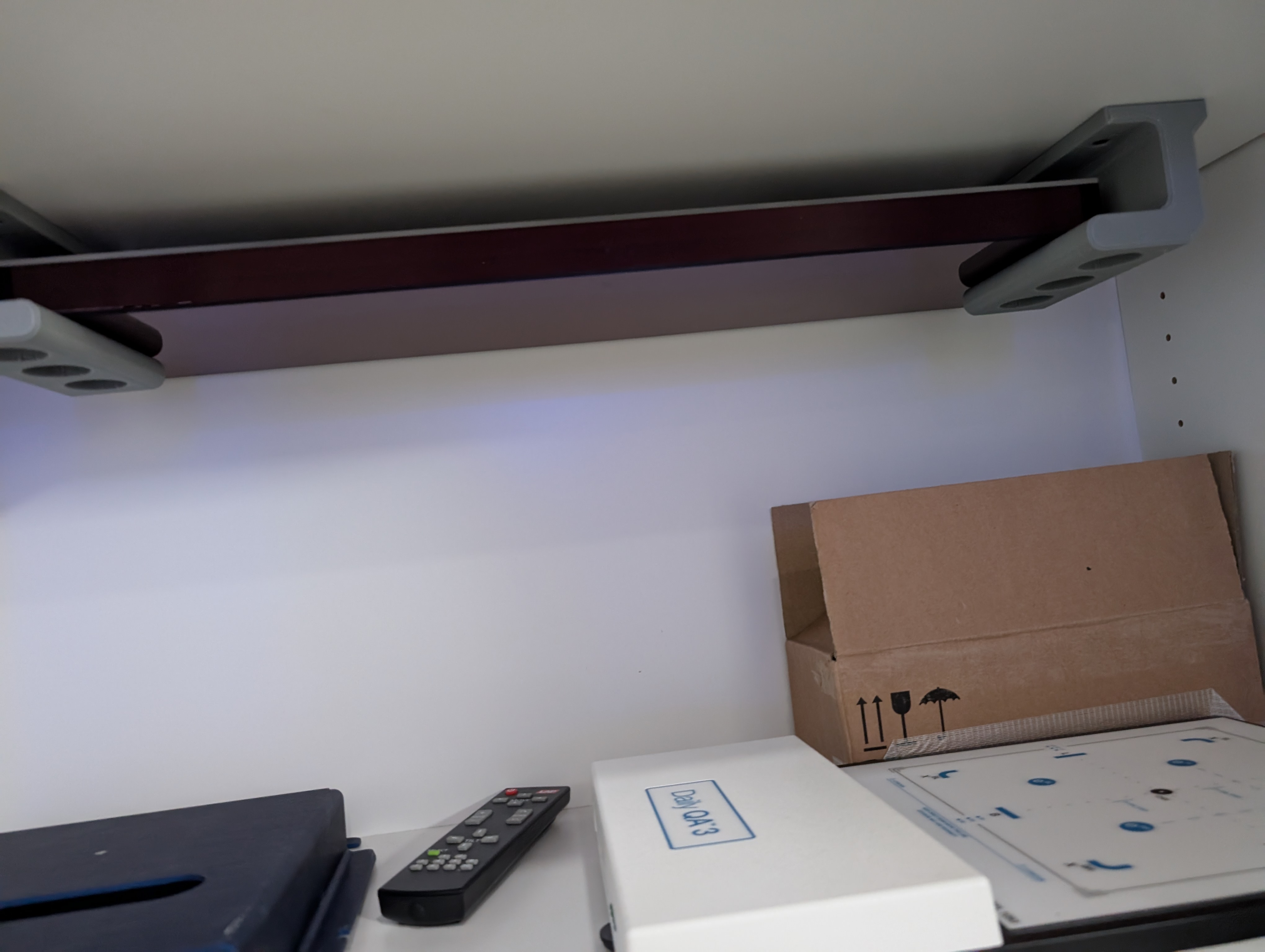 Front Pointer Accessories Storage Brackets (Varian) — miniatura 3