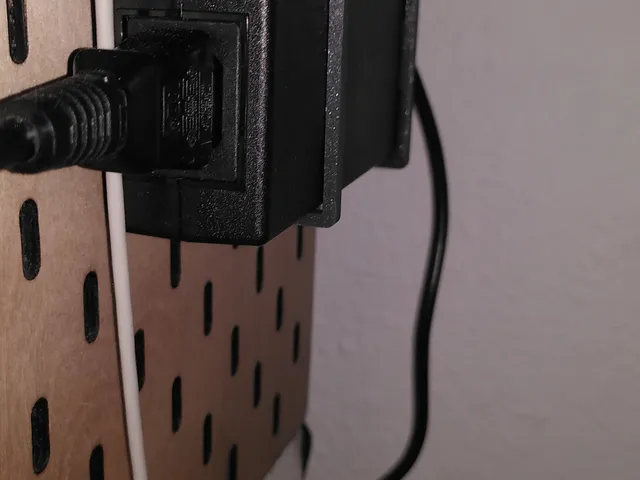Ikea Skadis Power Supply Holder for Synology DS918+ & FreeCAD file for customization