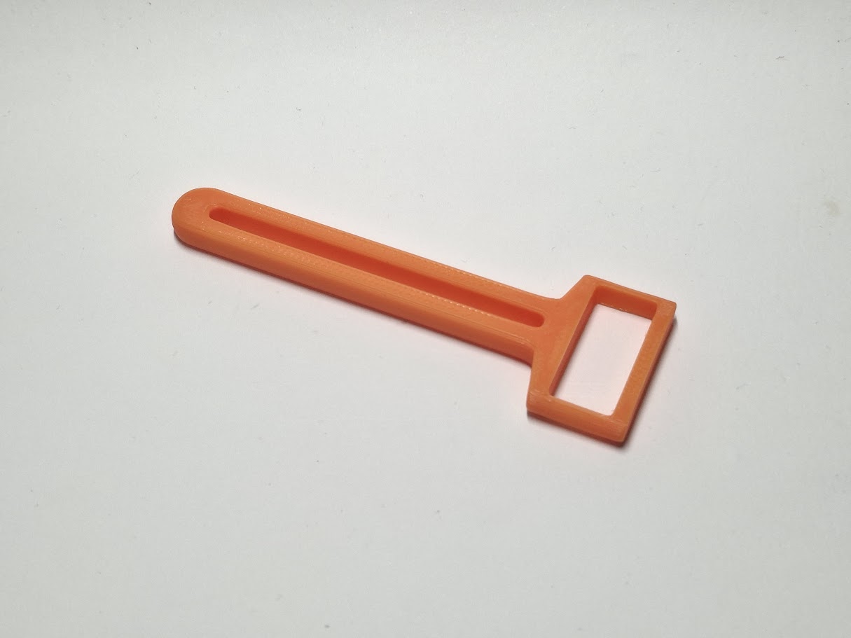 Miniatura 2 do modelo 3D Simple Toothpaste Tube Squeezer V2