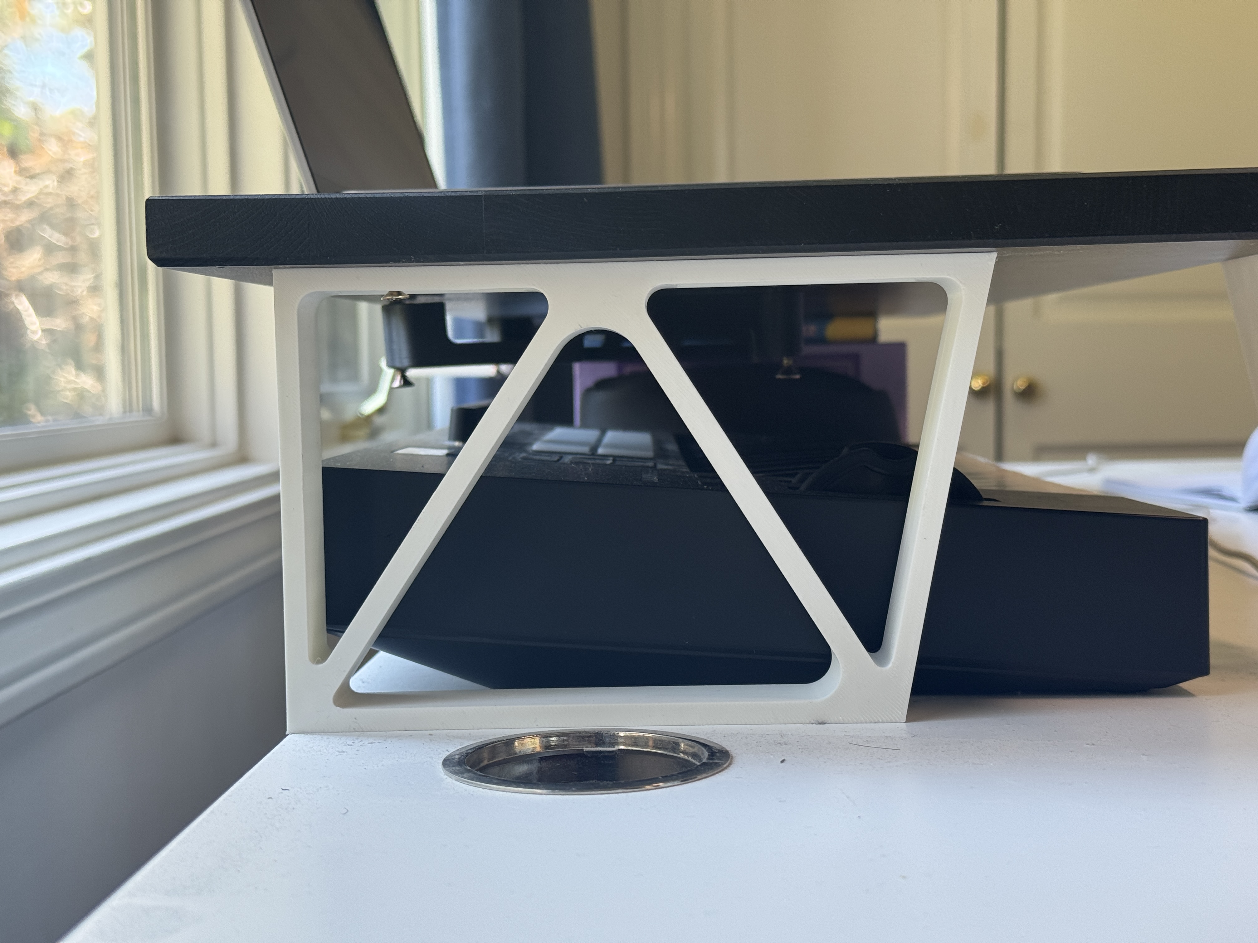 Monitor Stand (strong)