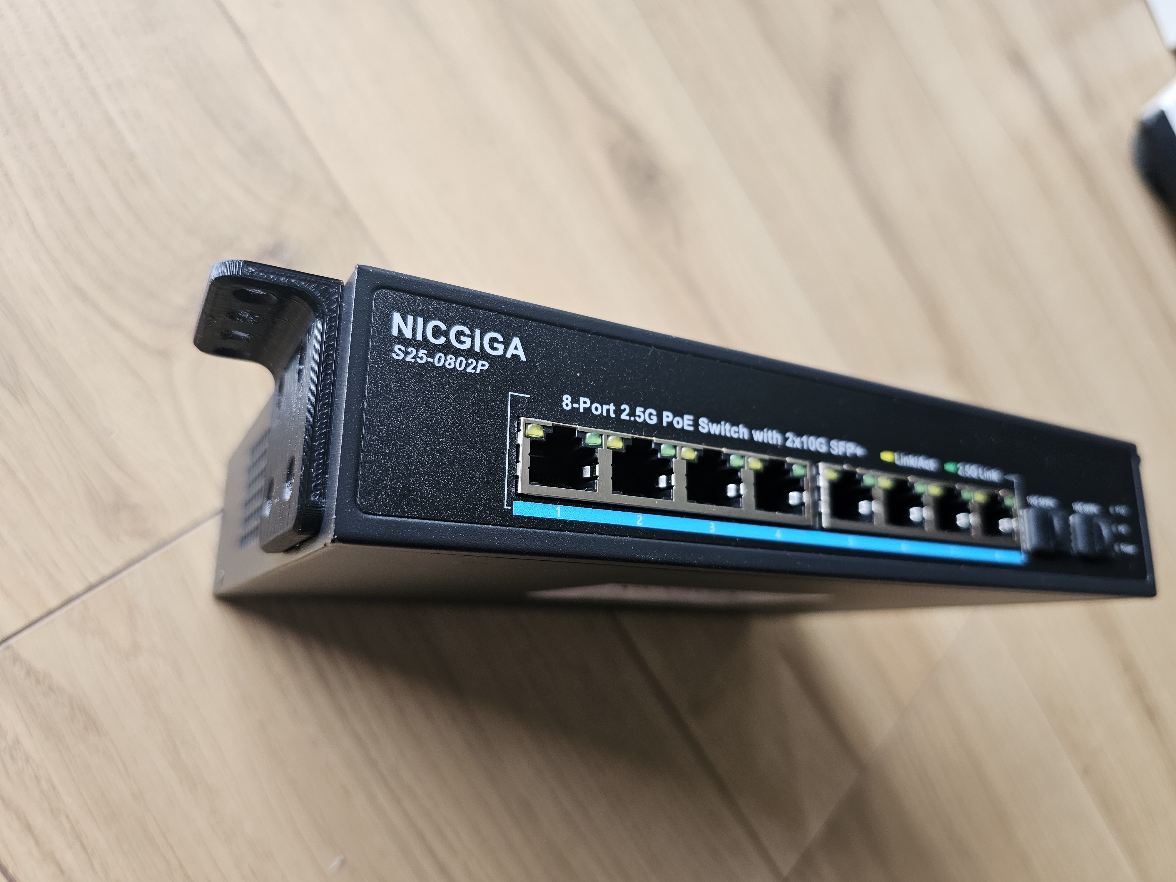 NICGIGA S250802P Switch - Upside-Down Wall/Surface Mount