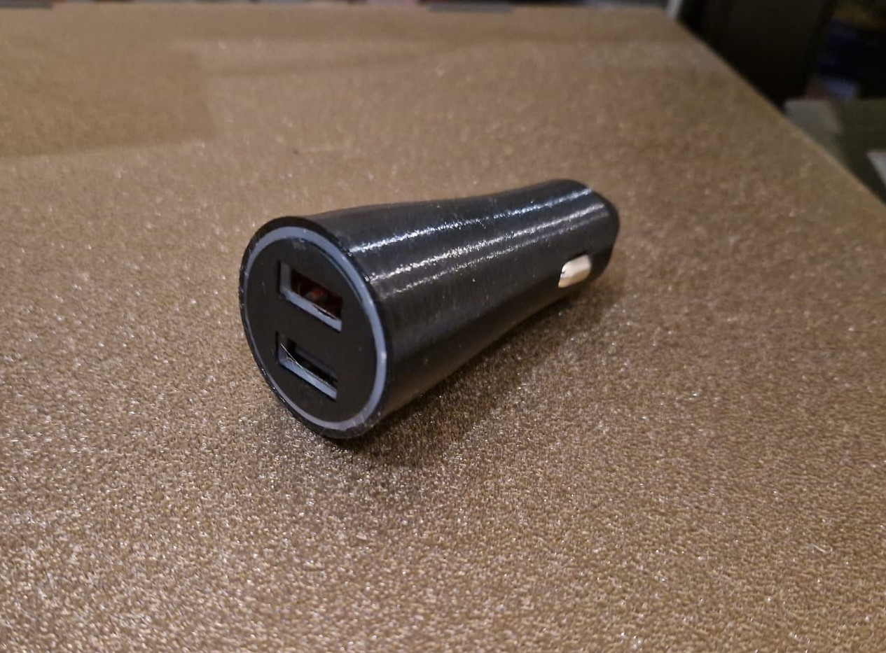 Xiaomi dual port car charger case