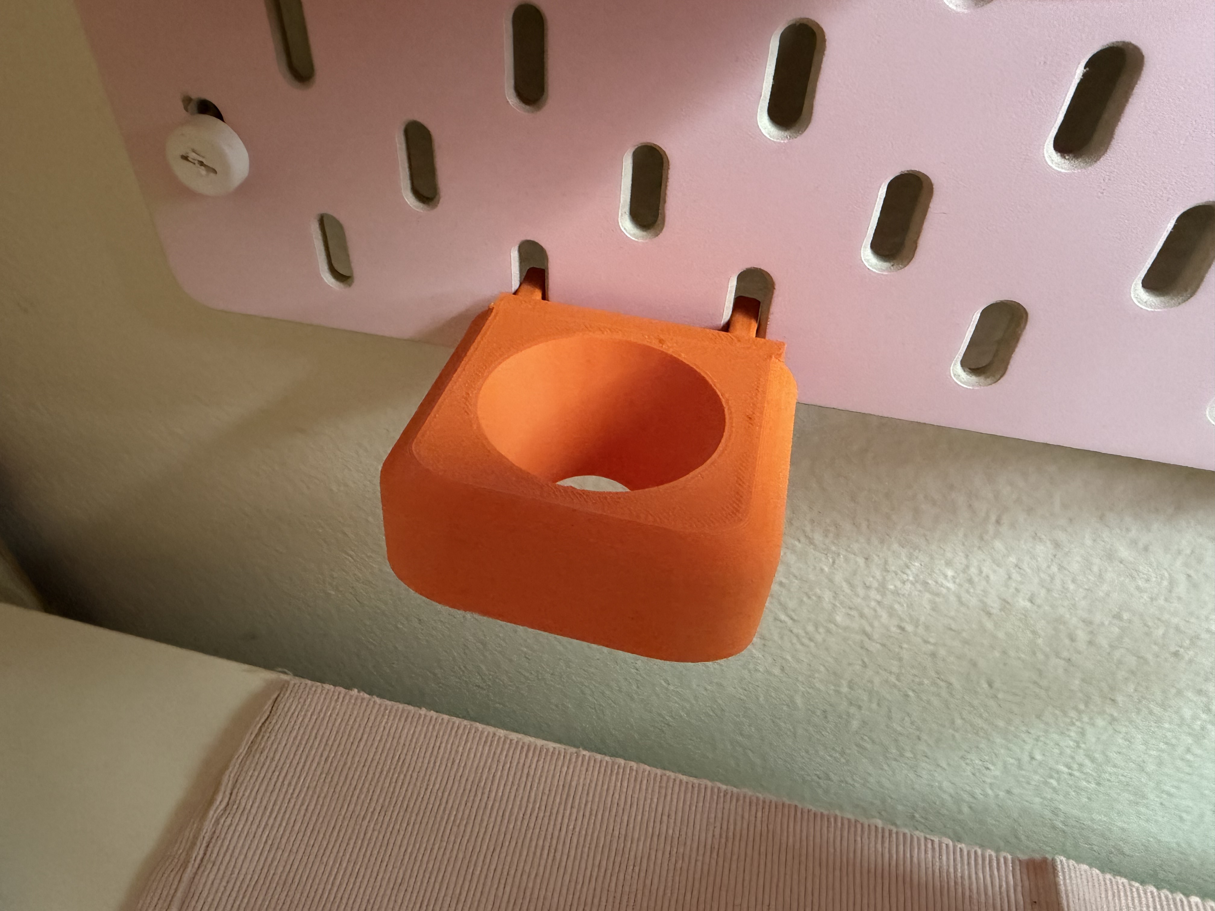 Makeup compact holder for IKEA Skadis / Držák pudřenky na Skadis
