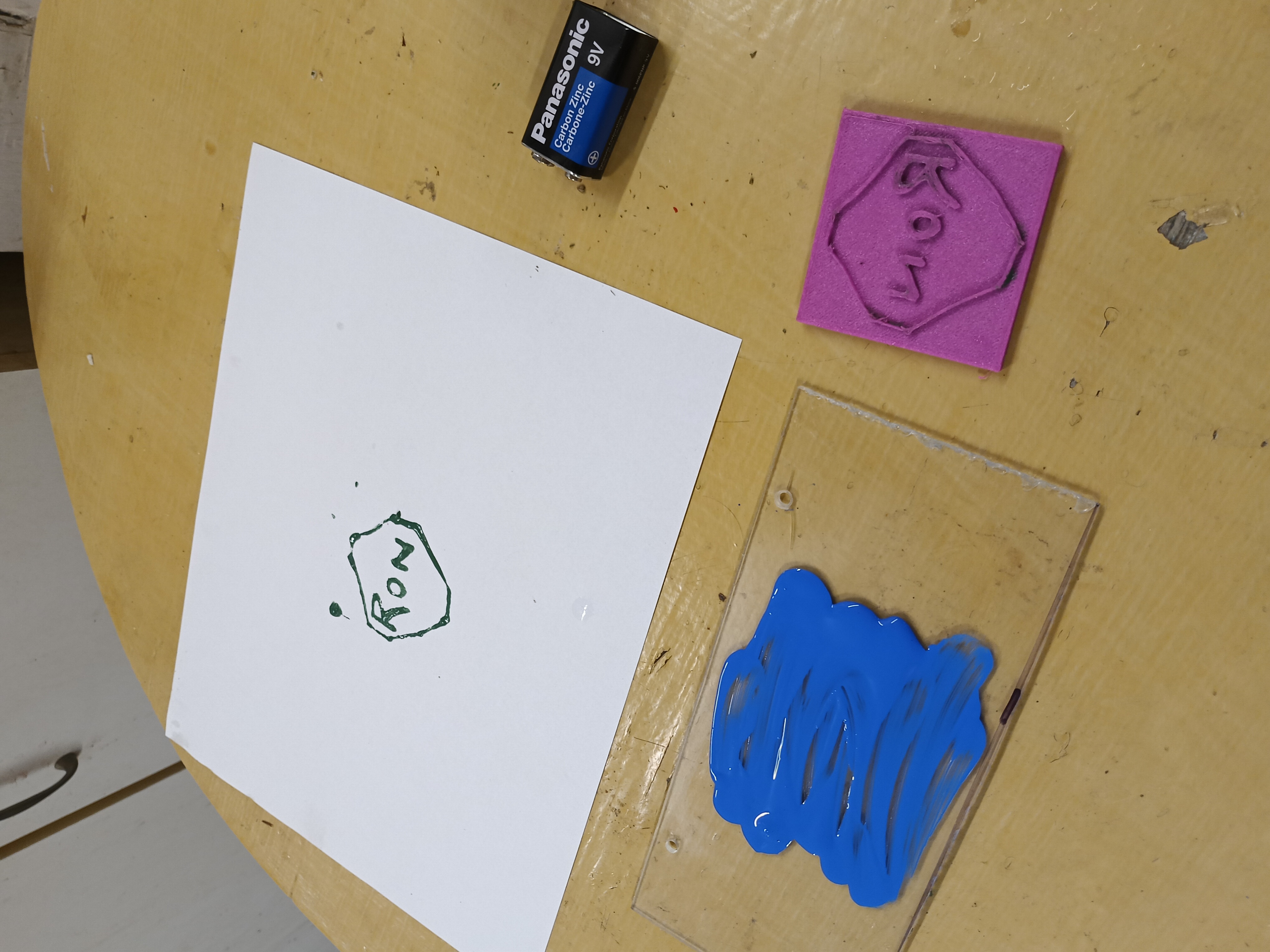 ronStamp.stl + python code you can mod for yourself. — miniatura 3