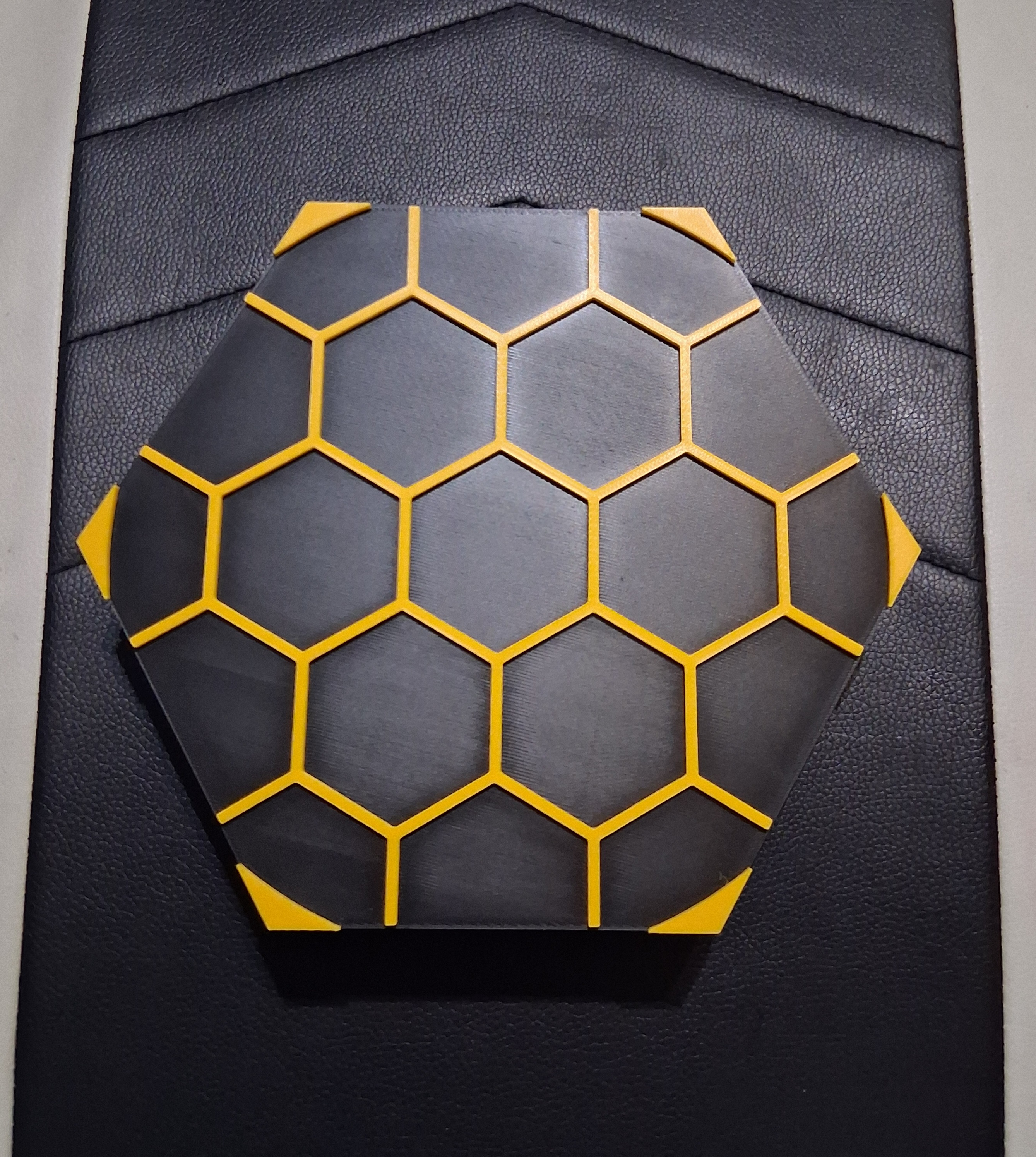Beehive and lid