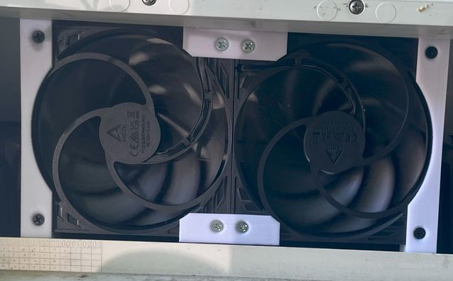 Caravan fridge fan mount for 2x 120mm fans in Dometic LS100 cutout, preview image from the creator on Printables