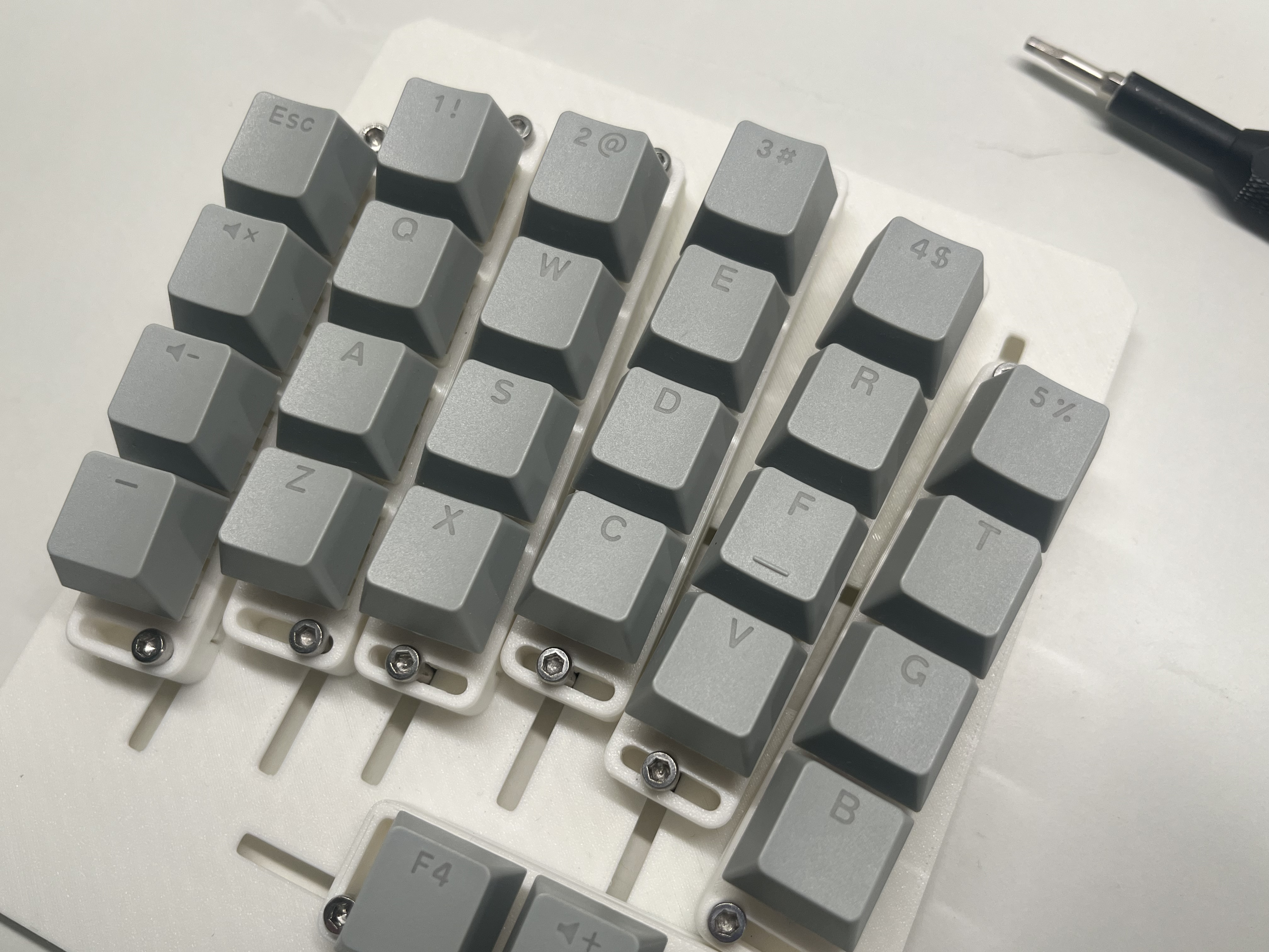 Key Switch Position Testing Jig — miniatura 3