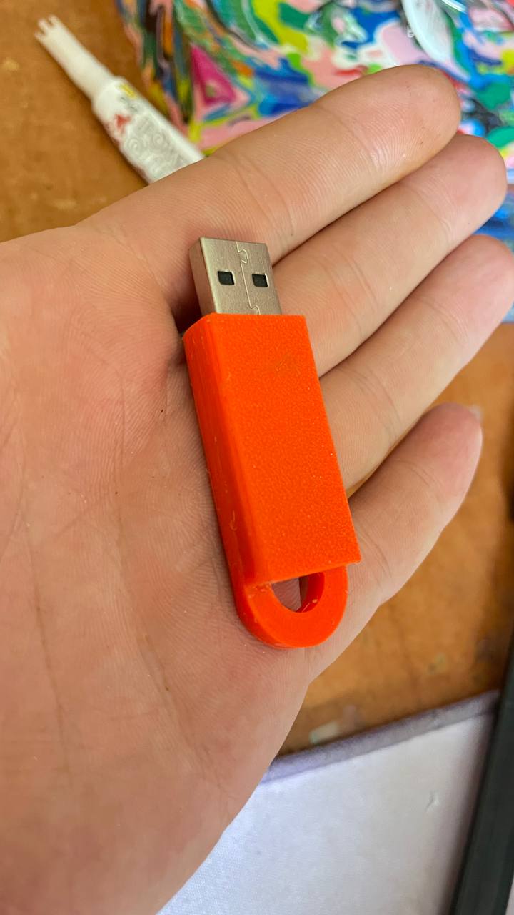 Pendrive casing