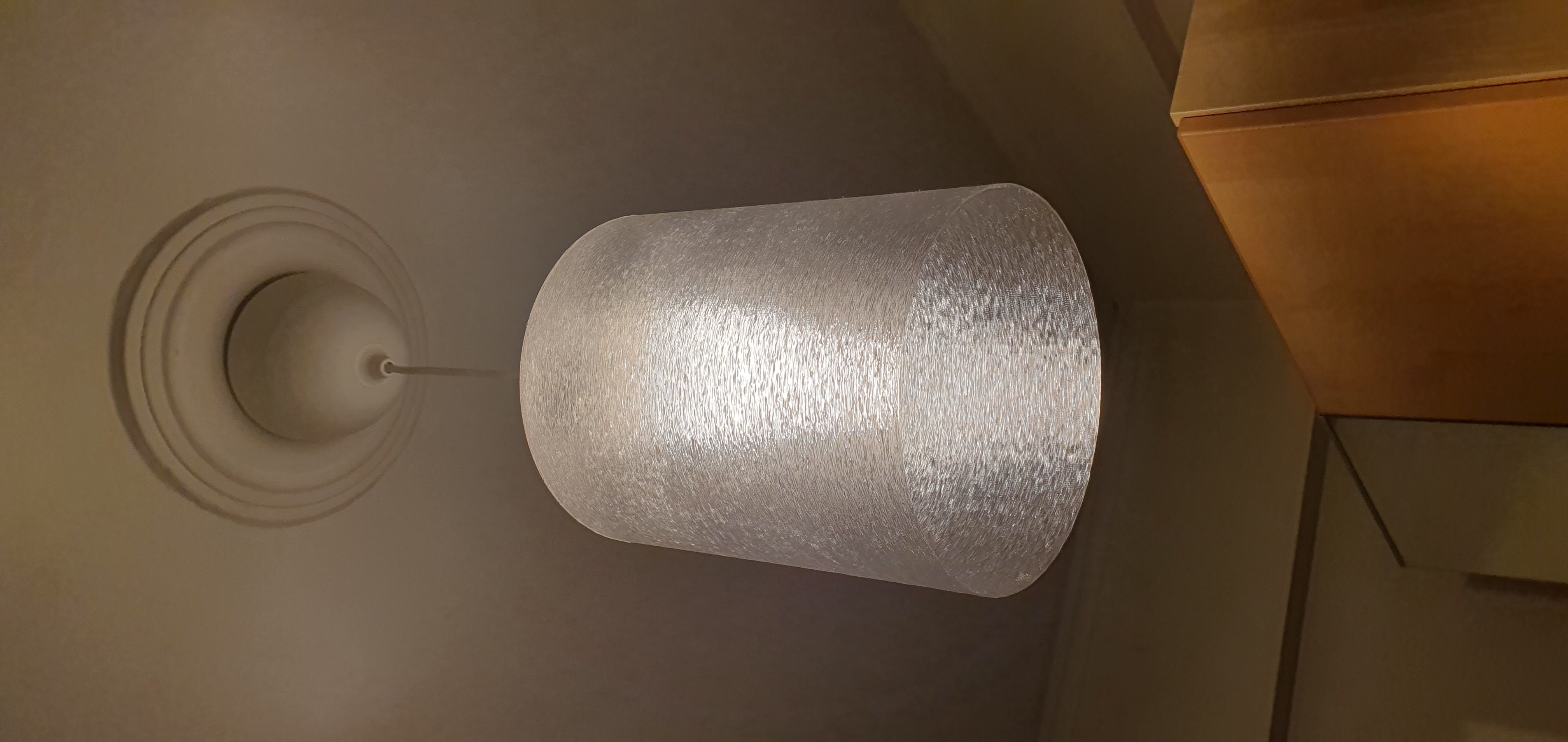 Hanging Lampshade 200mm x 250mm (Vase Mode)