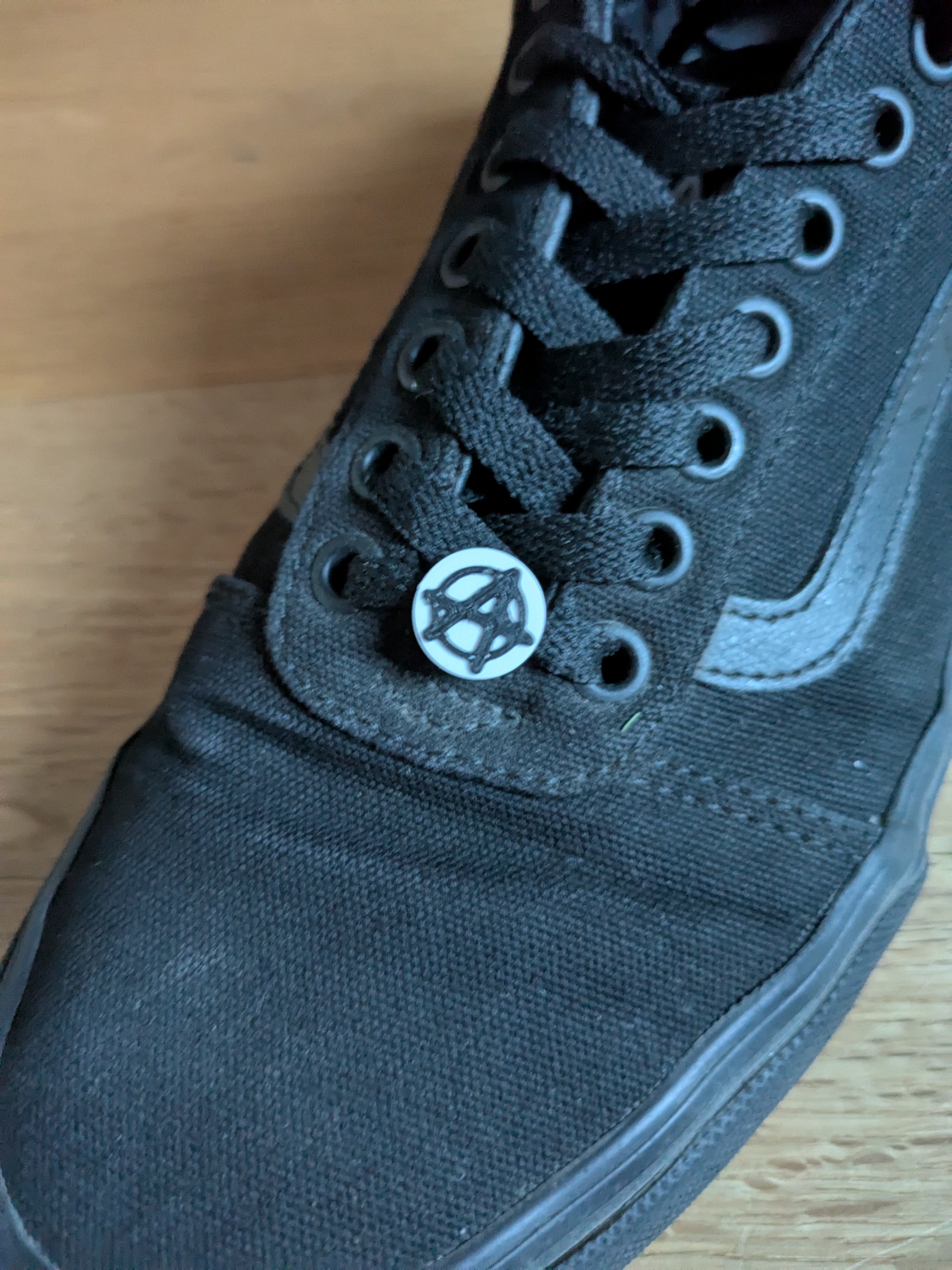 Anarchy Bootlace Bead