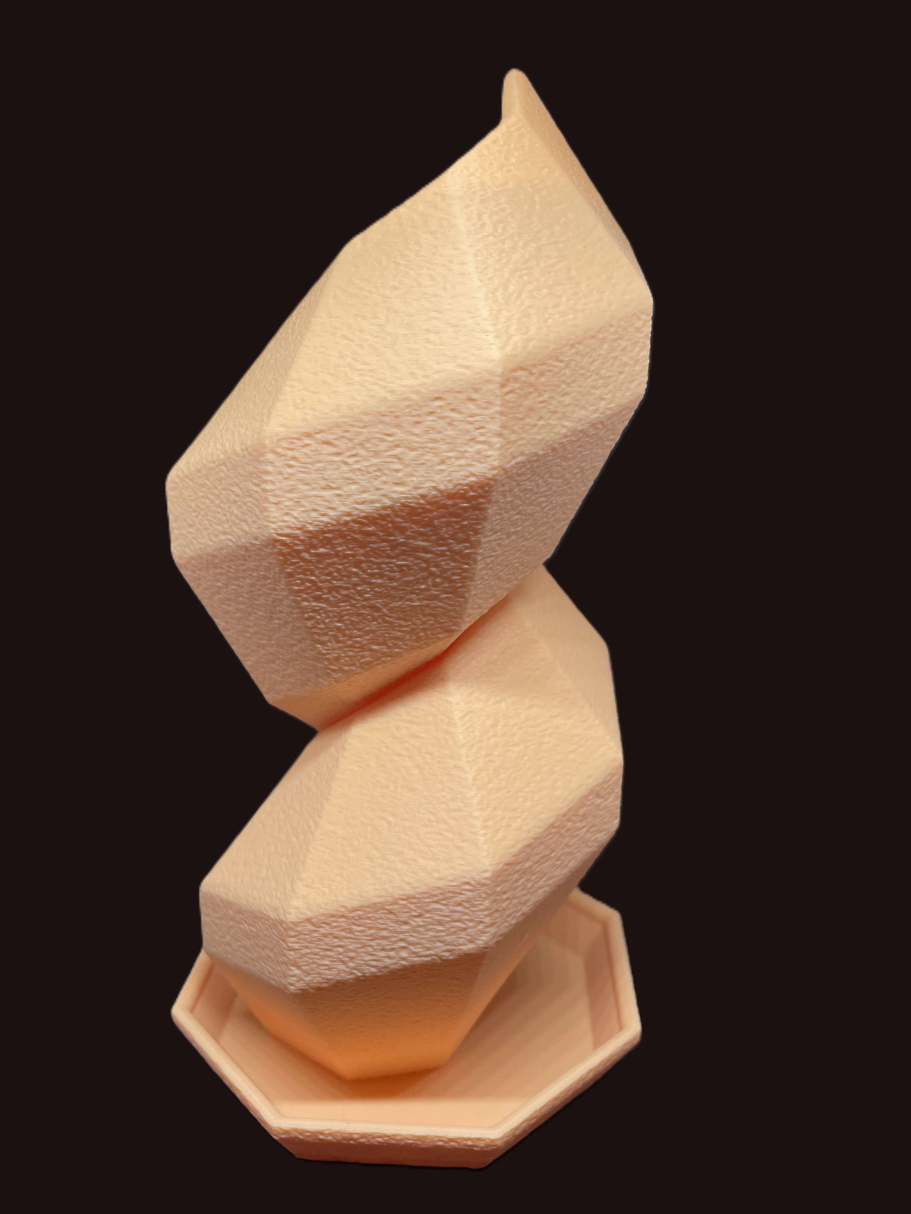 Miniatura 5 do modelo 3D Spiral Shell Dice Tower