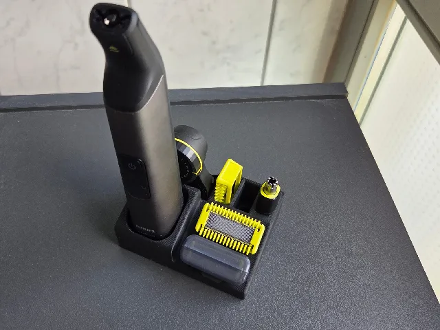 Philips One Blade Pro Socket with Nose Hair Trimmer Slot