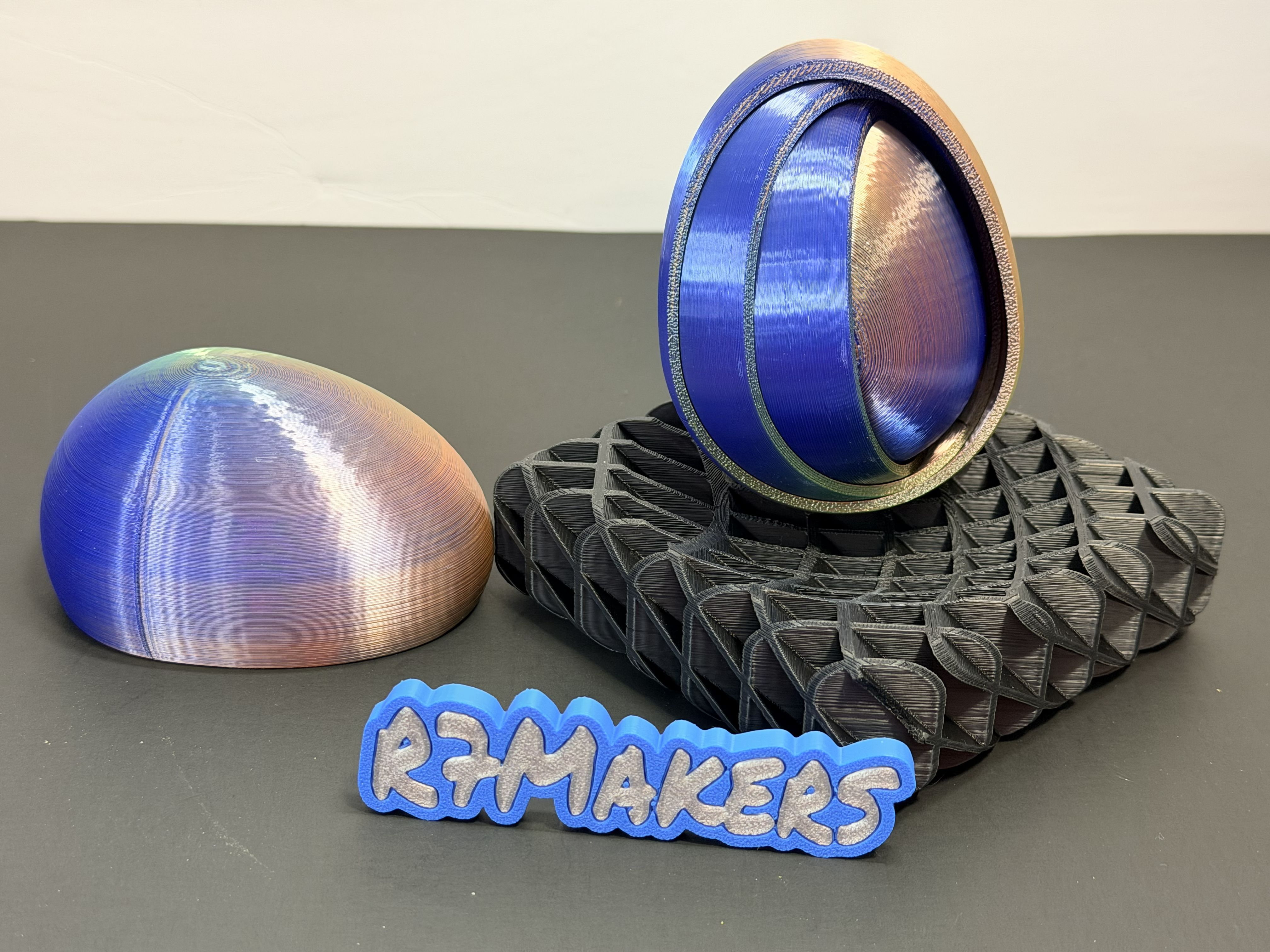 R7 Gyro Egg | Ultimate Prize Egg | Large Shell Fidget with Hidden Cavity | R7Makers