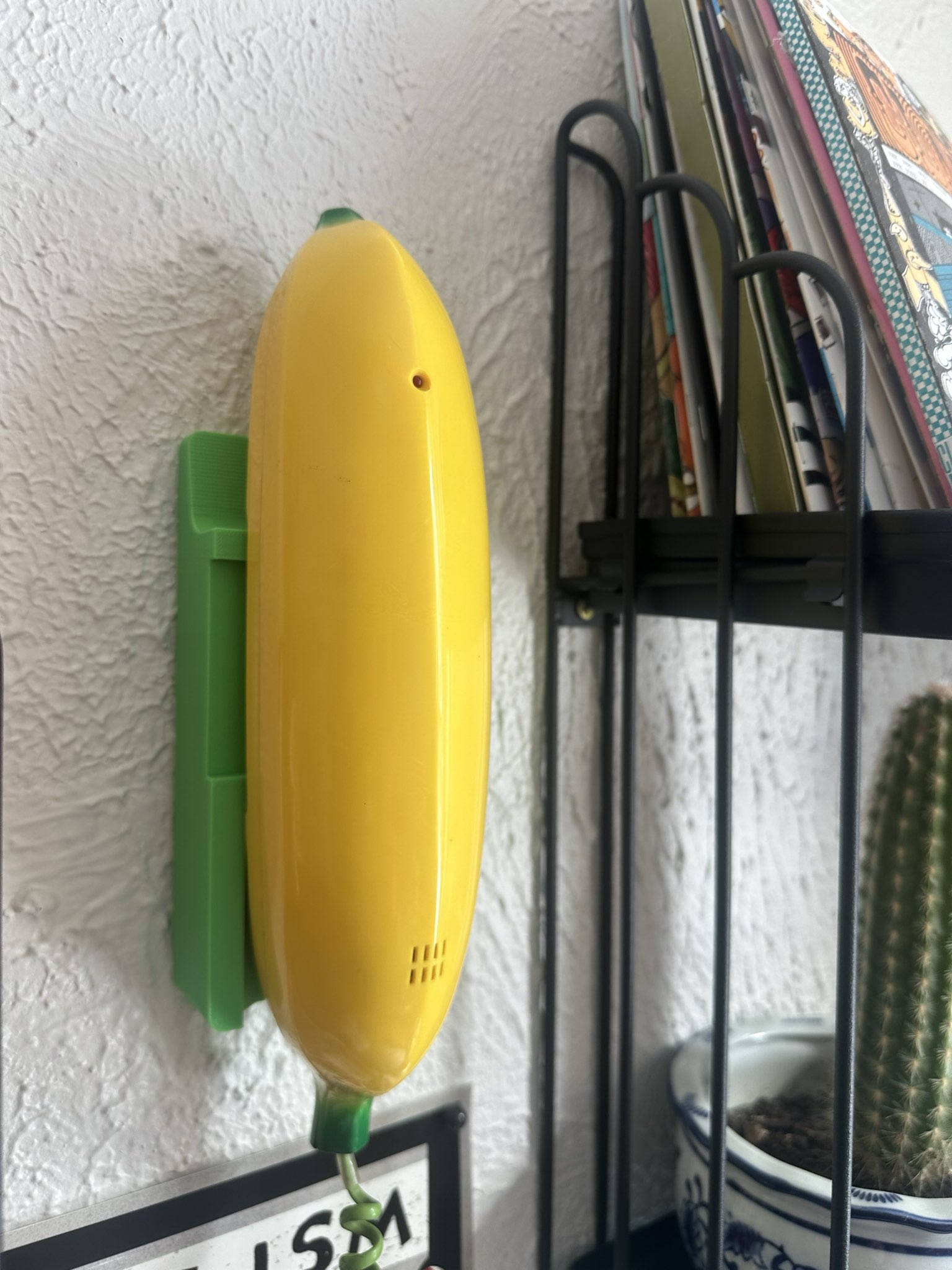 Banana phone hook