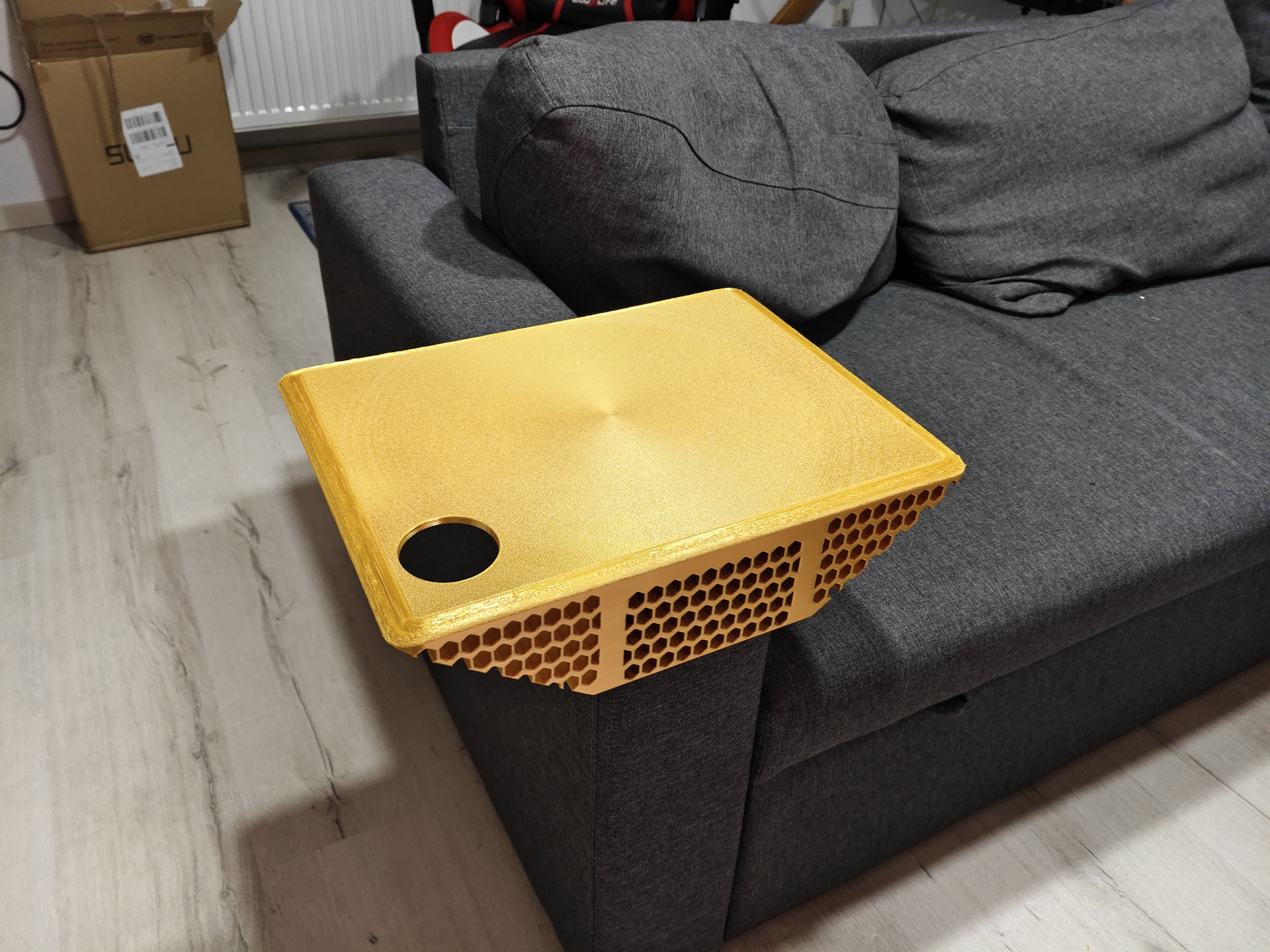 Armrest Mounted Snack/Mouse Table