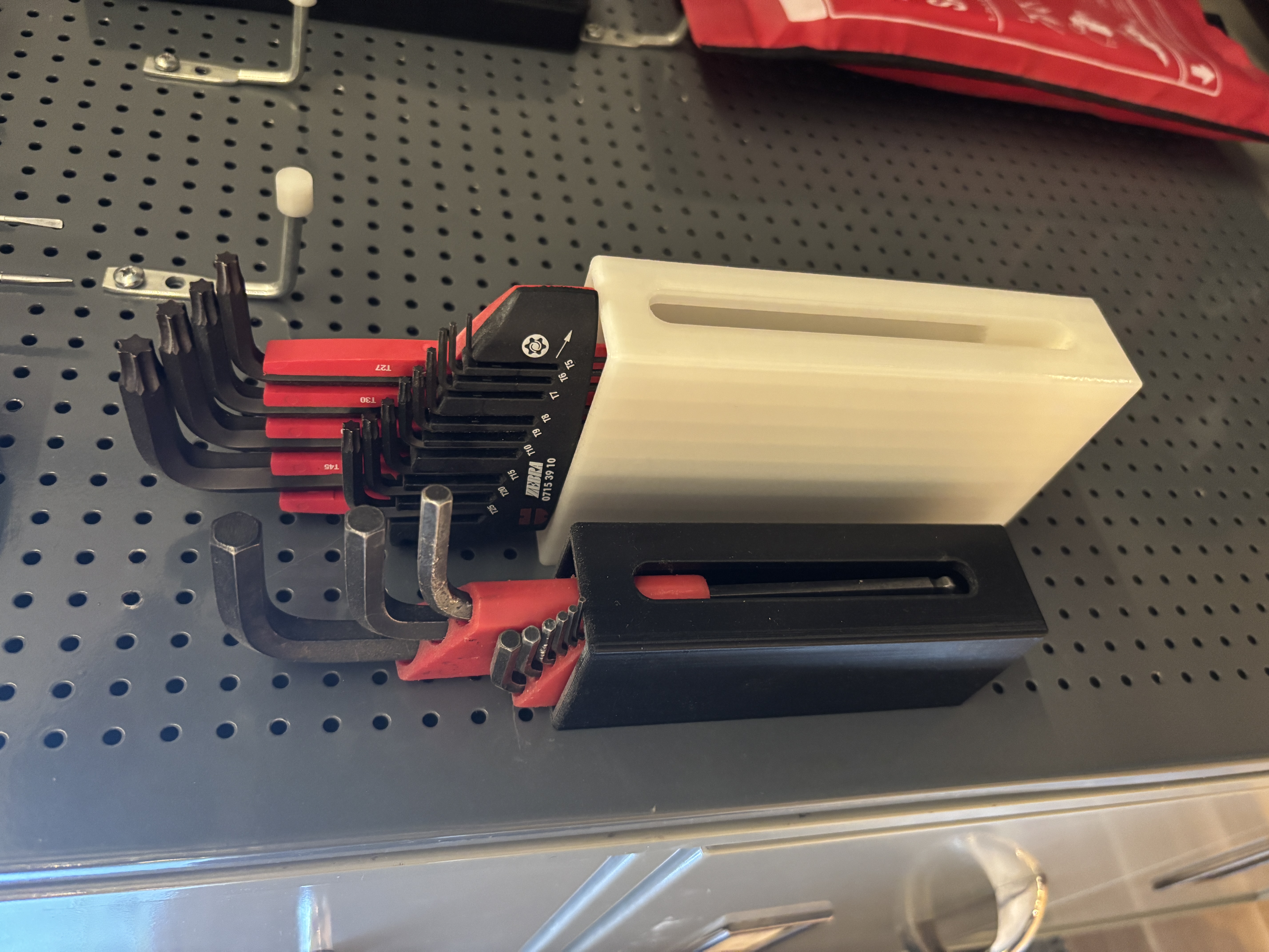 Umbrako/Hex Key Set Pegboard Holder