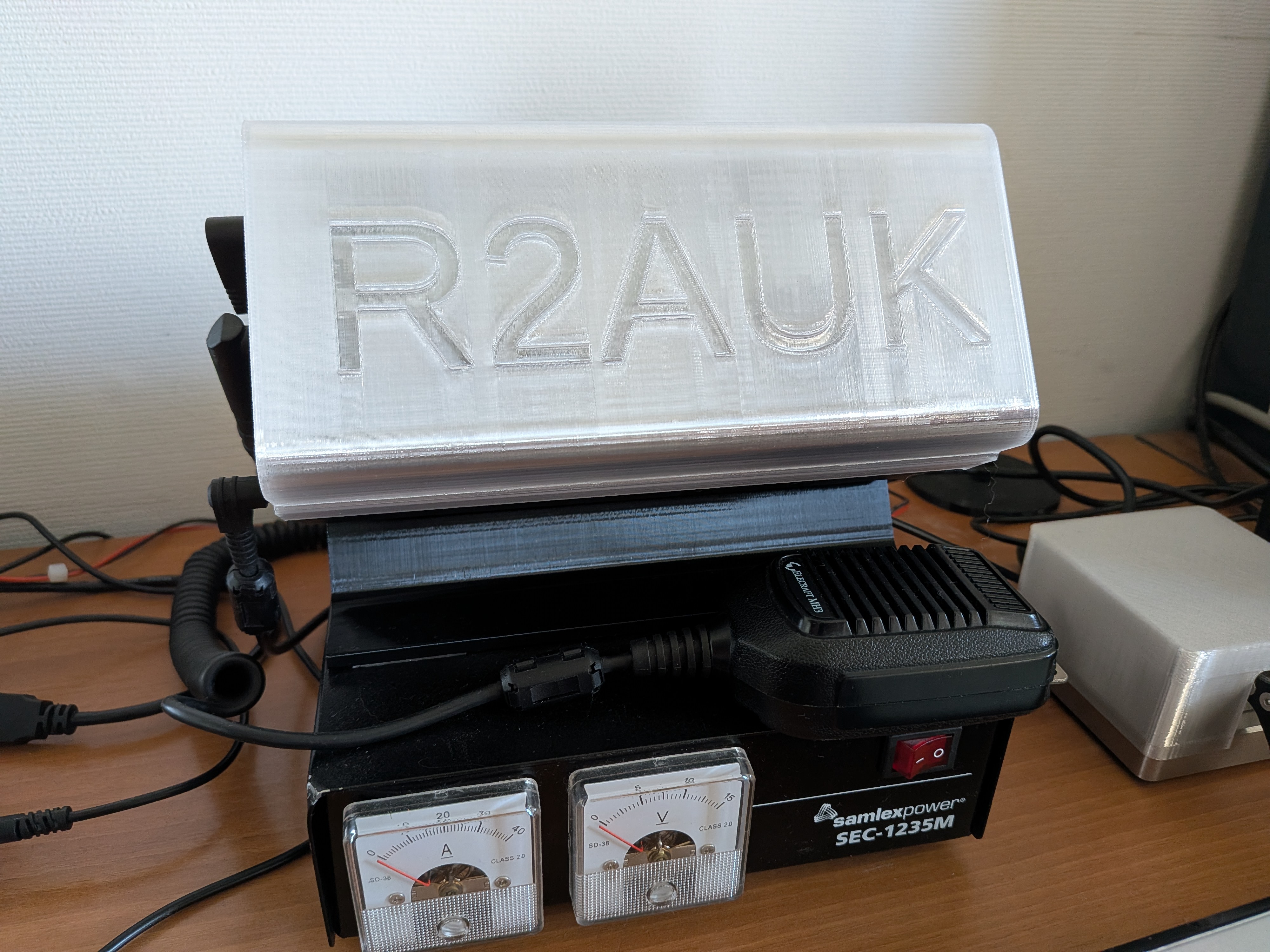 Yet another Elecraft KX3 cover with an optional callsign