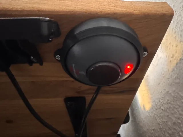 Brennstuhl Switch mount