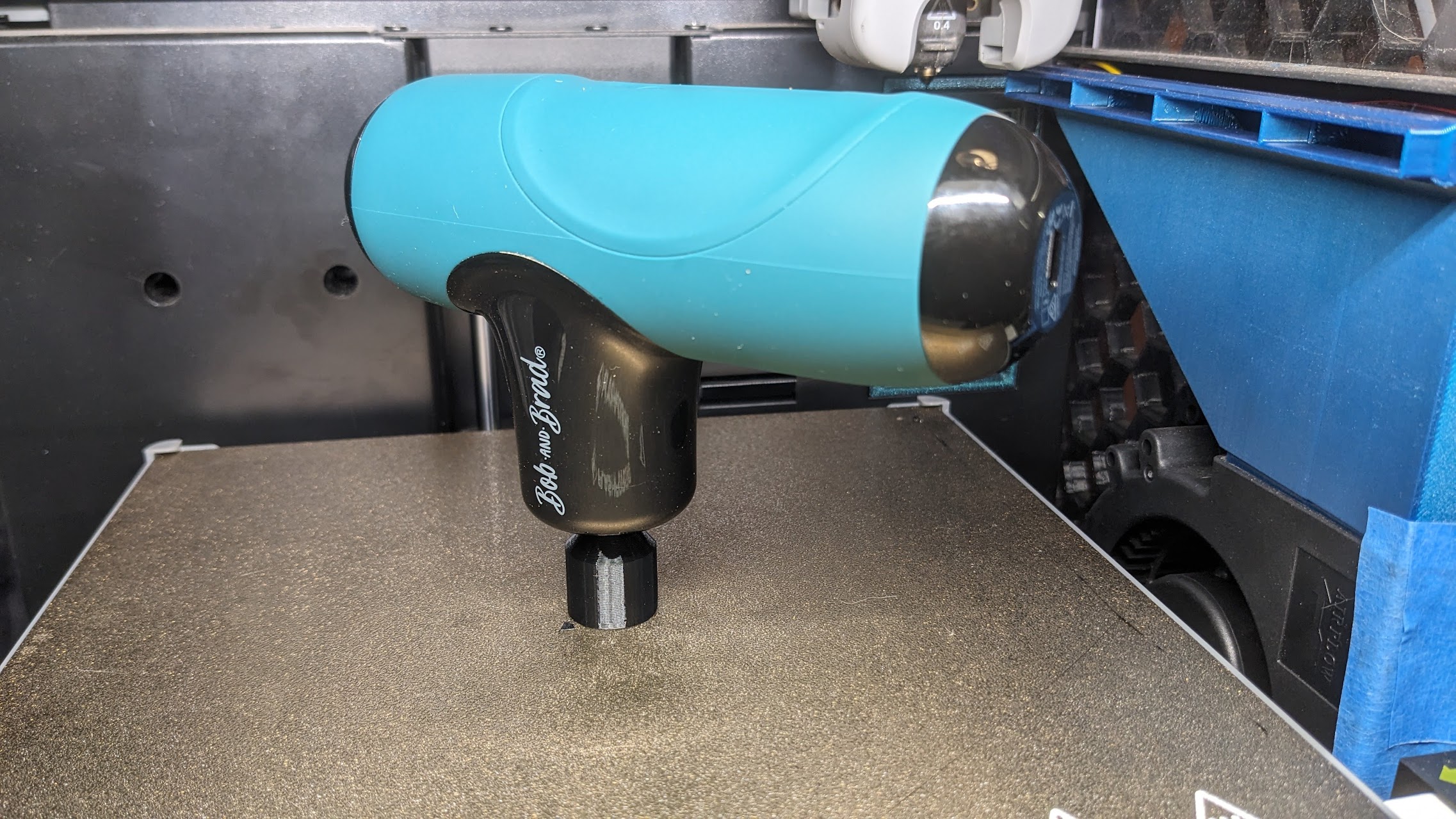 API Freshwater Master Test Kit & Q2 Mini Massage Gun - Shaker