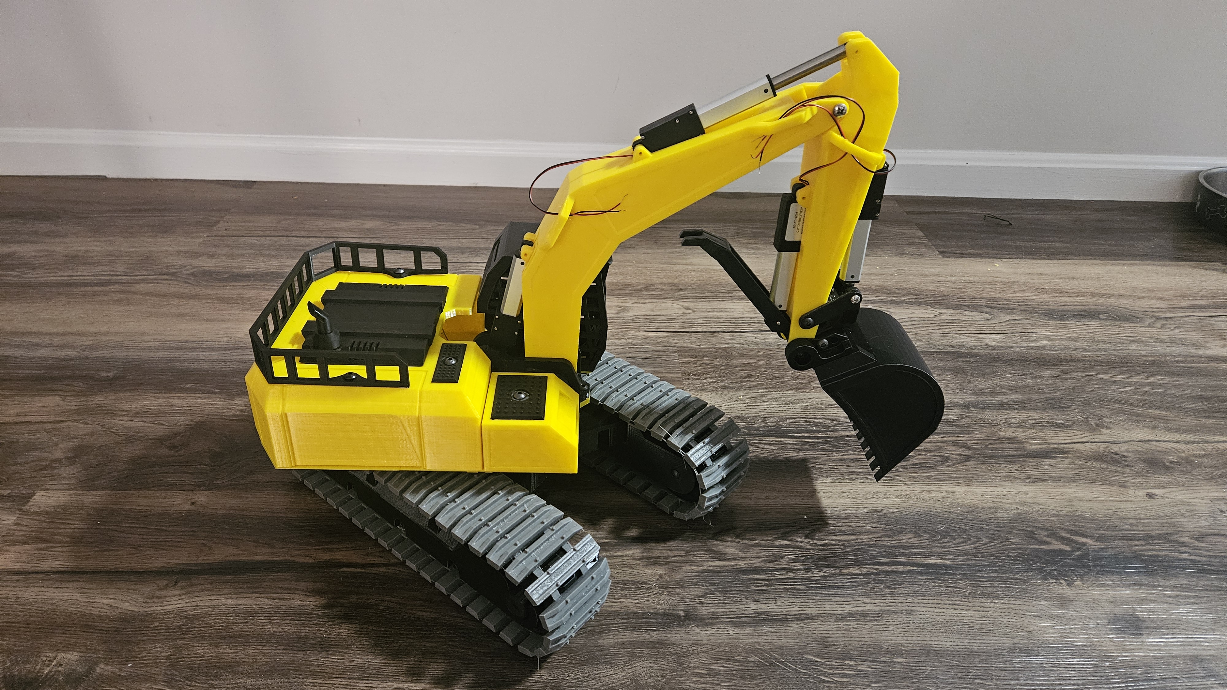 Double Size RC Excavator 3D model
