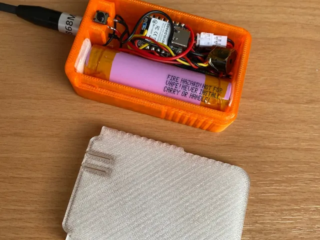 Xiao nRF enclosure for sma antenna meshtastic meshcore