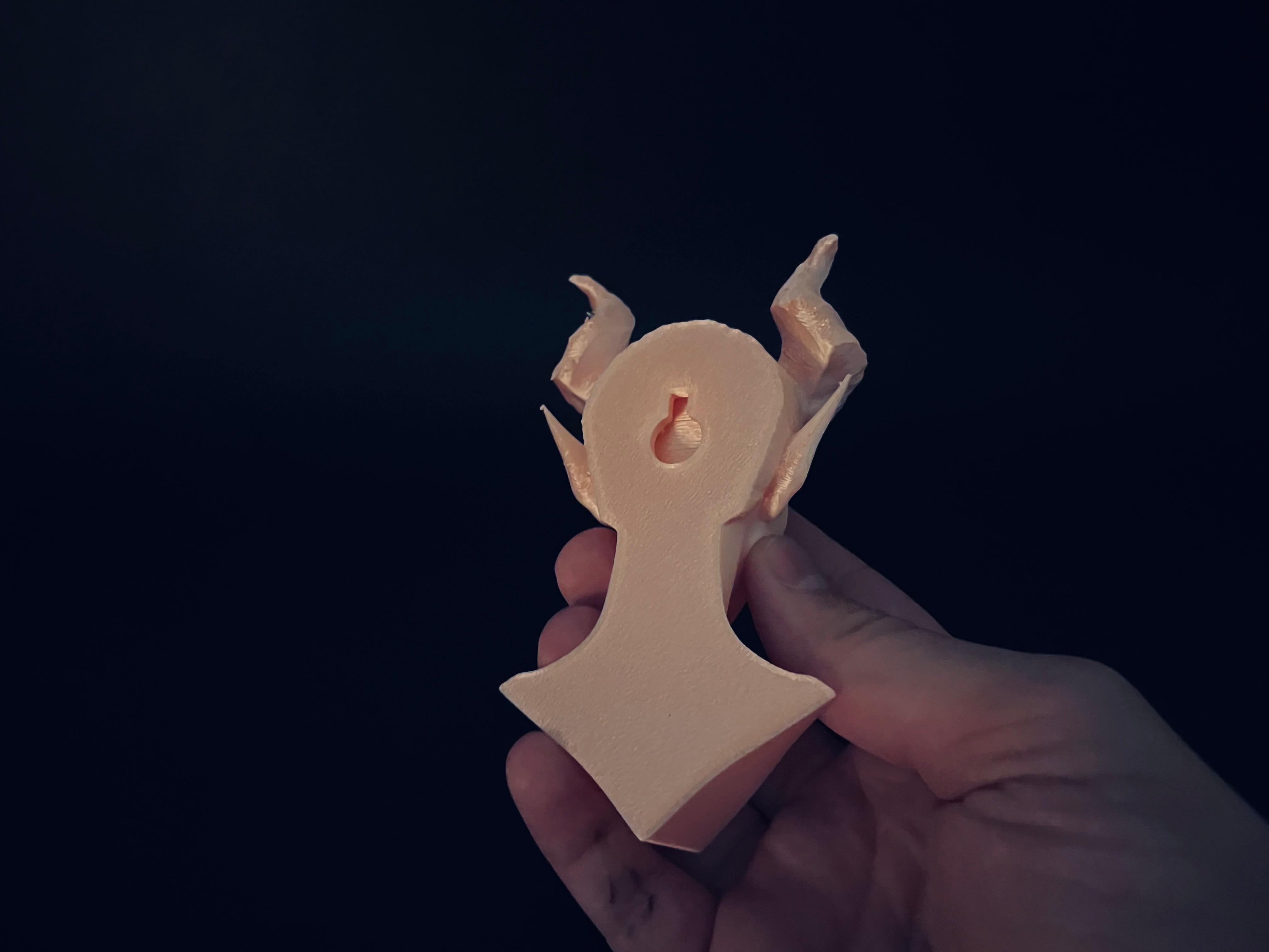 Cursed beauty decor — miniatura 3