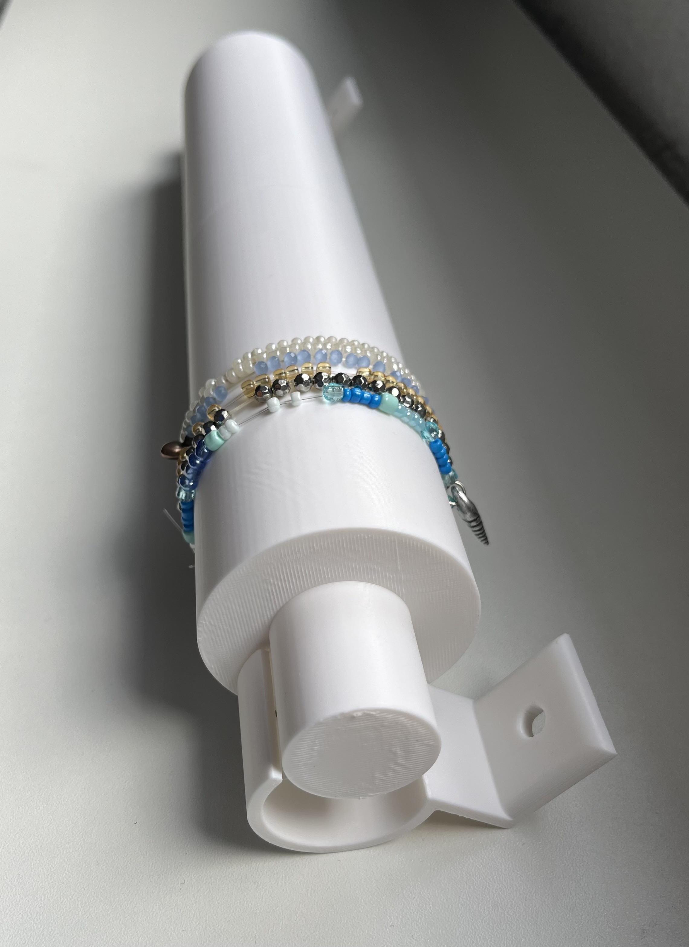Modular Tube Holder with Screw Thread