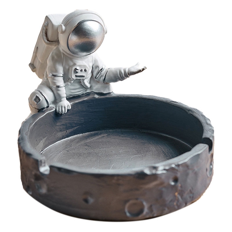 ashtray astronaut