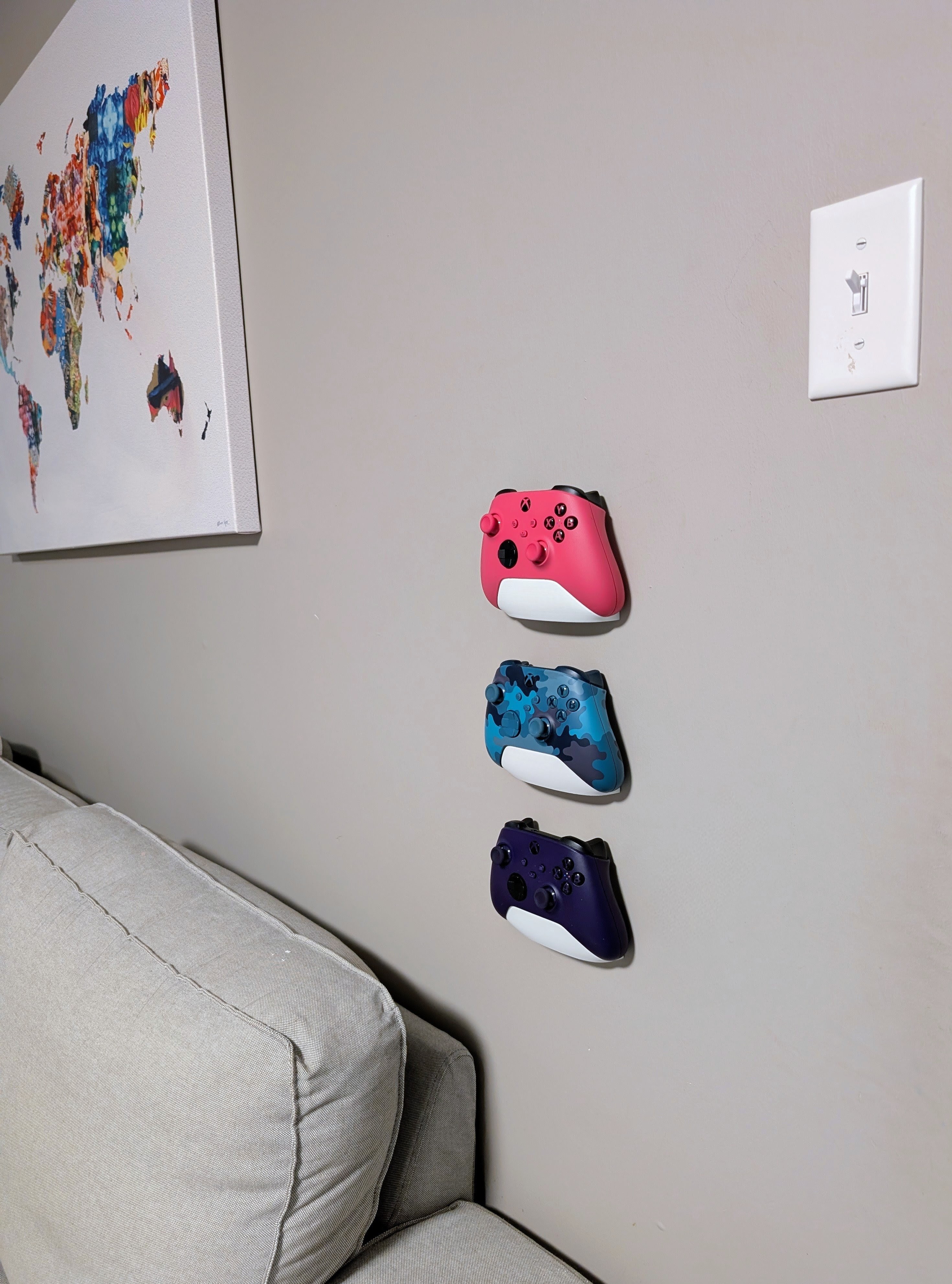 Xbox Controller Stand for Tables and Walls
